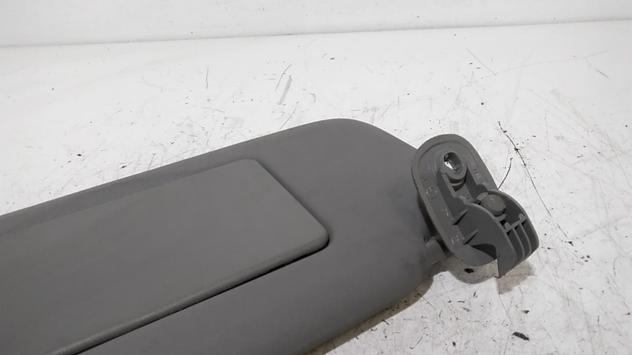 Aletta Parasole Parabrezza Sinistro 8200249085 Usato