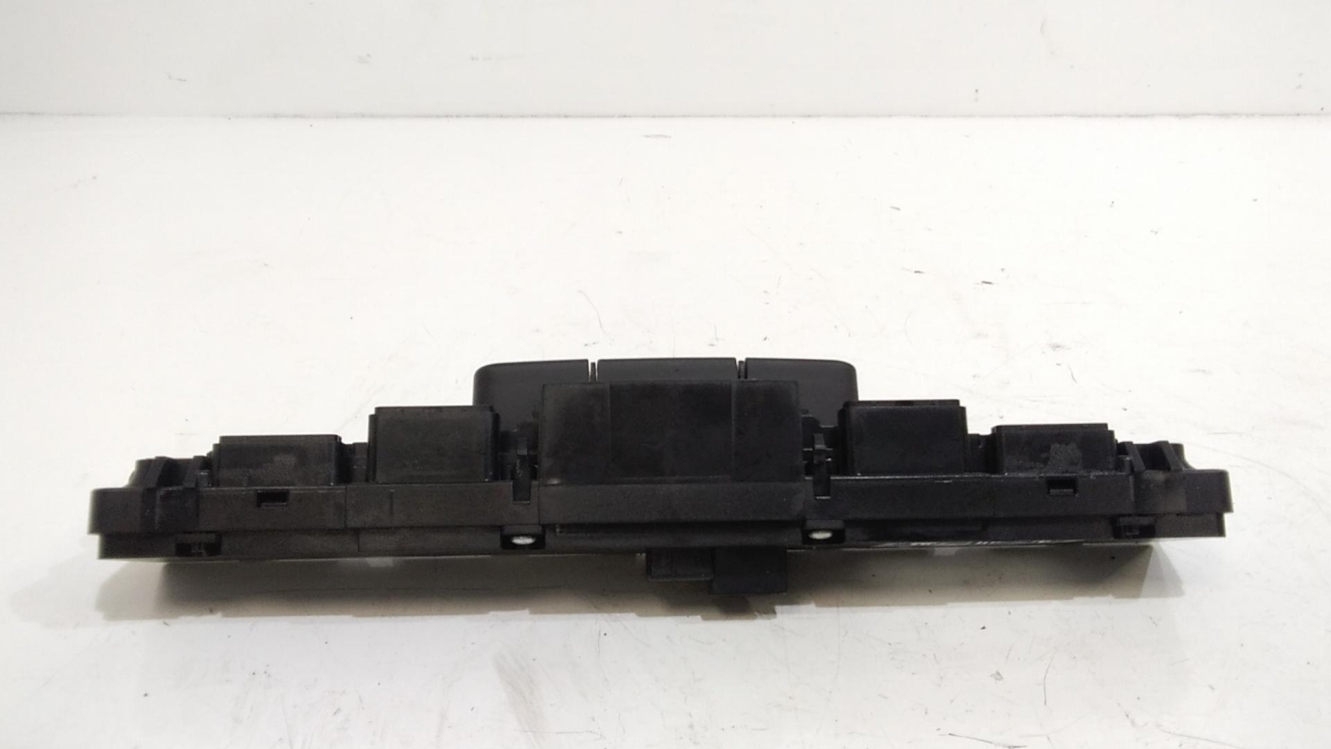 Interruttore Luci Emergenza Usato