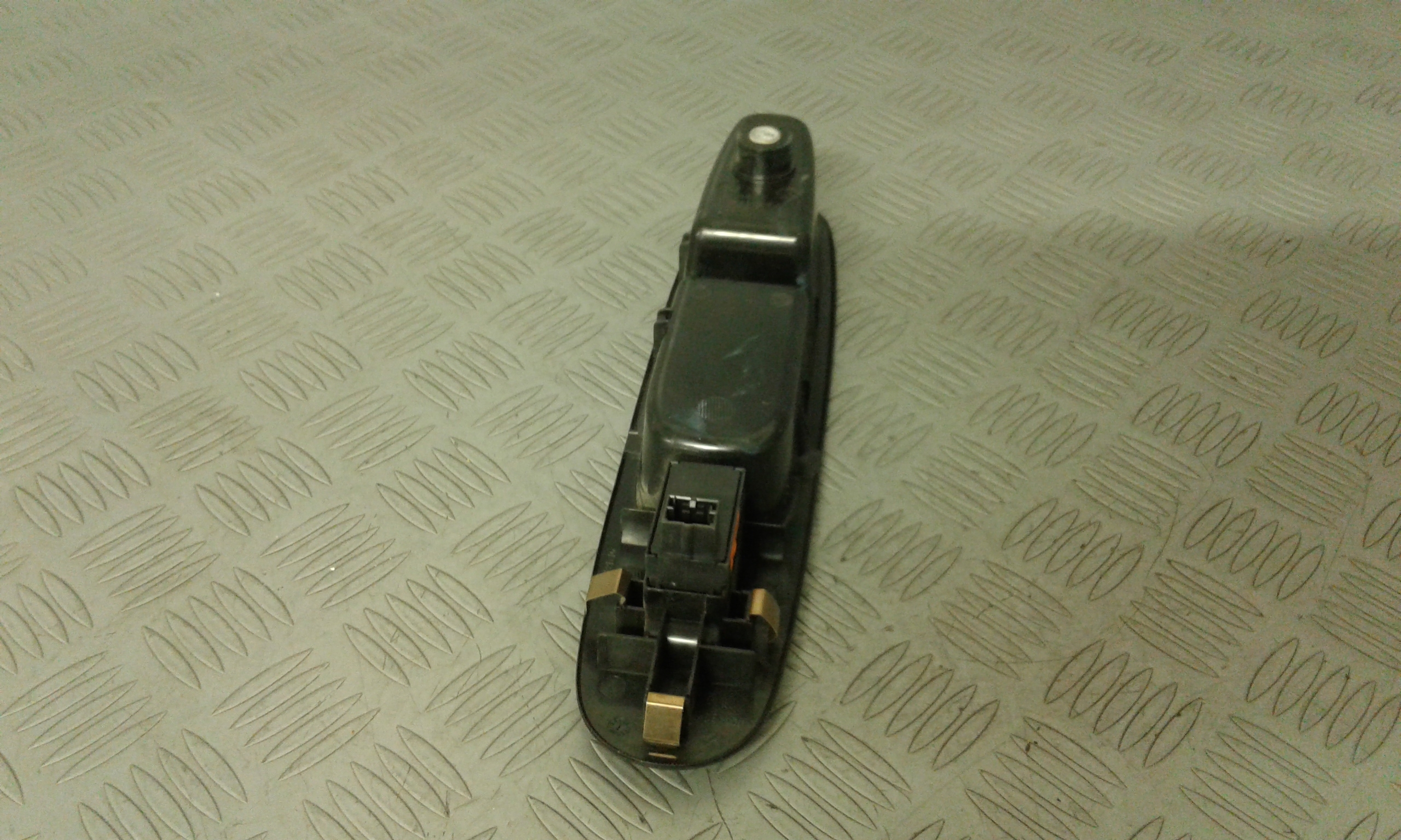 Interruttore Alzacristalli Porta Ant. Destro Usato