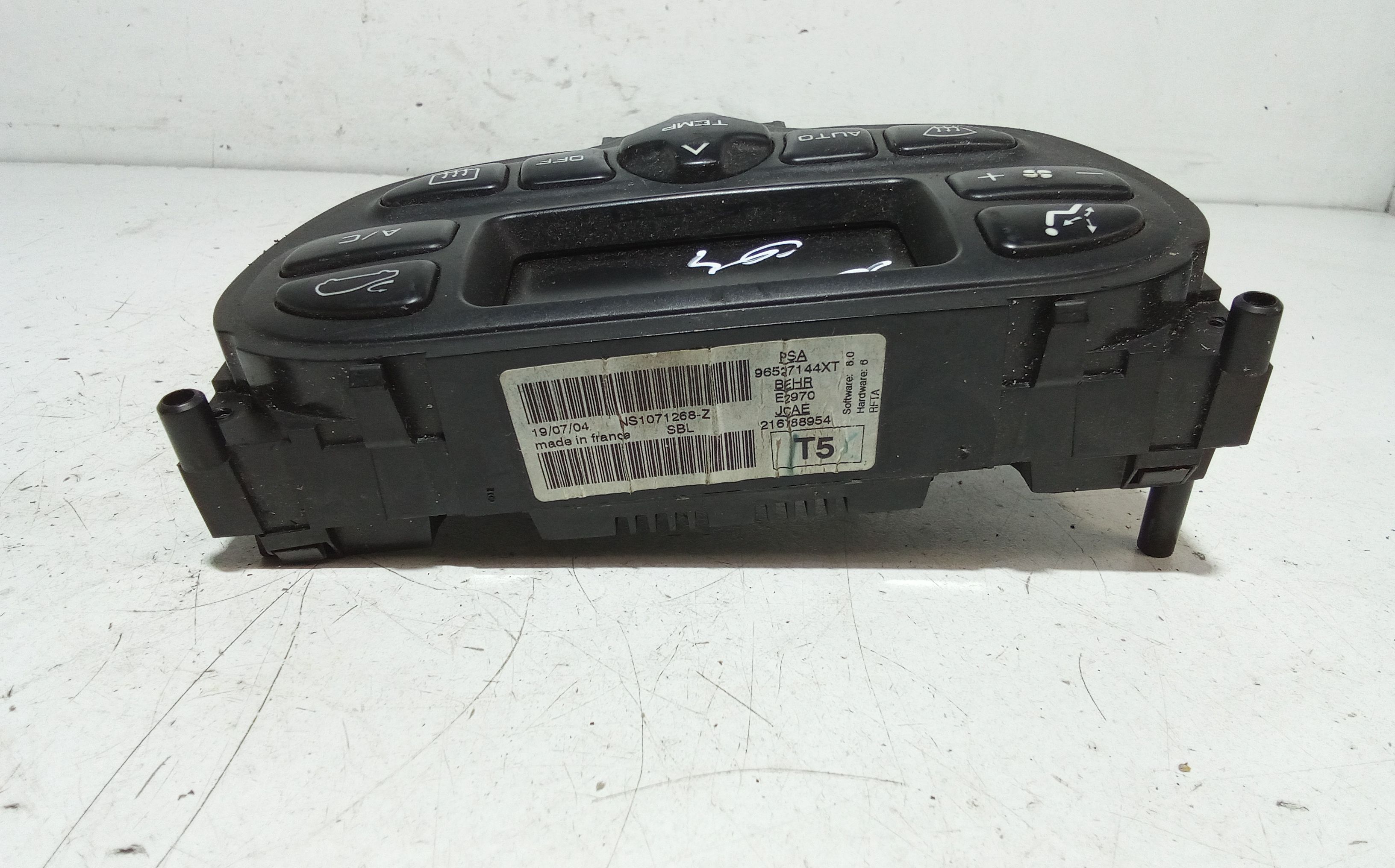 Blocco Comando Climatizzazione 6451JP Usato