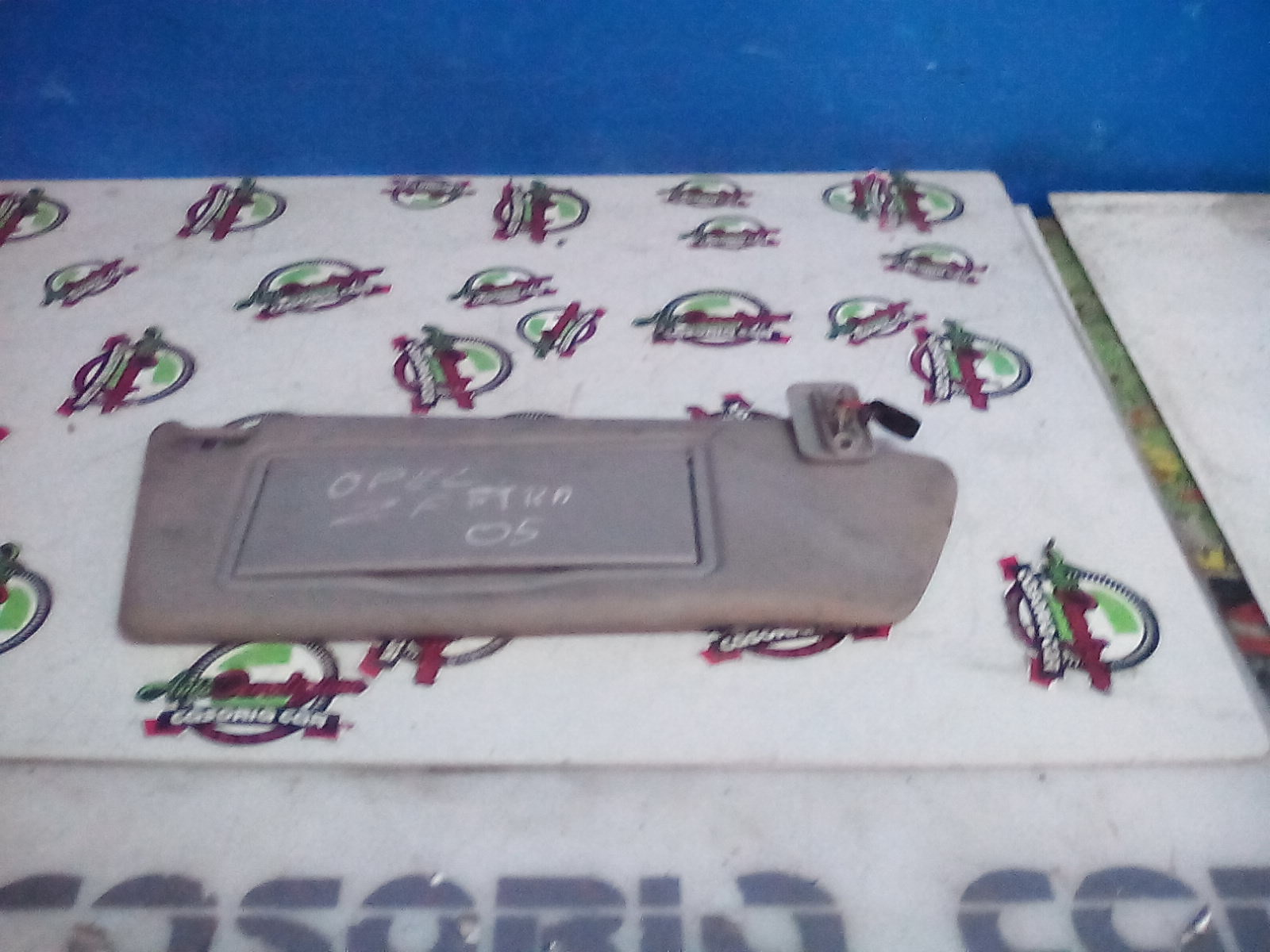 Aletta Parasole Parabrezza Destro 13234247 Usato