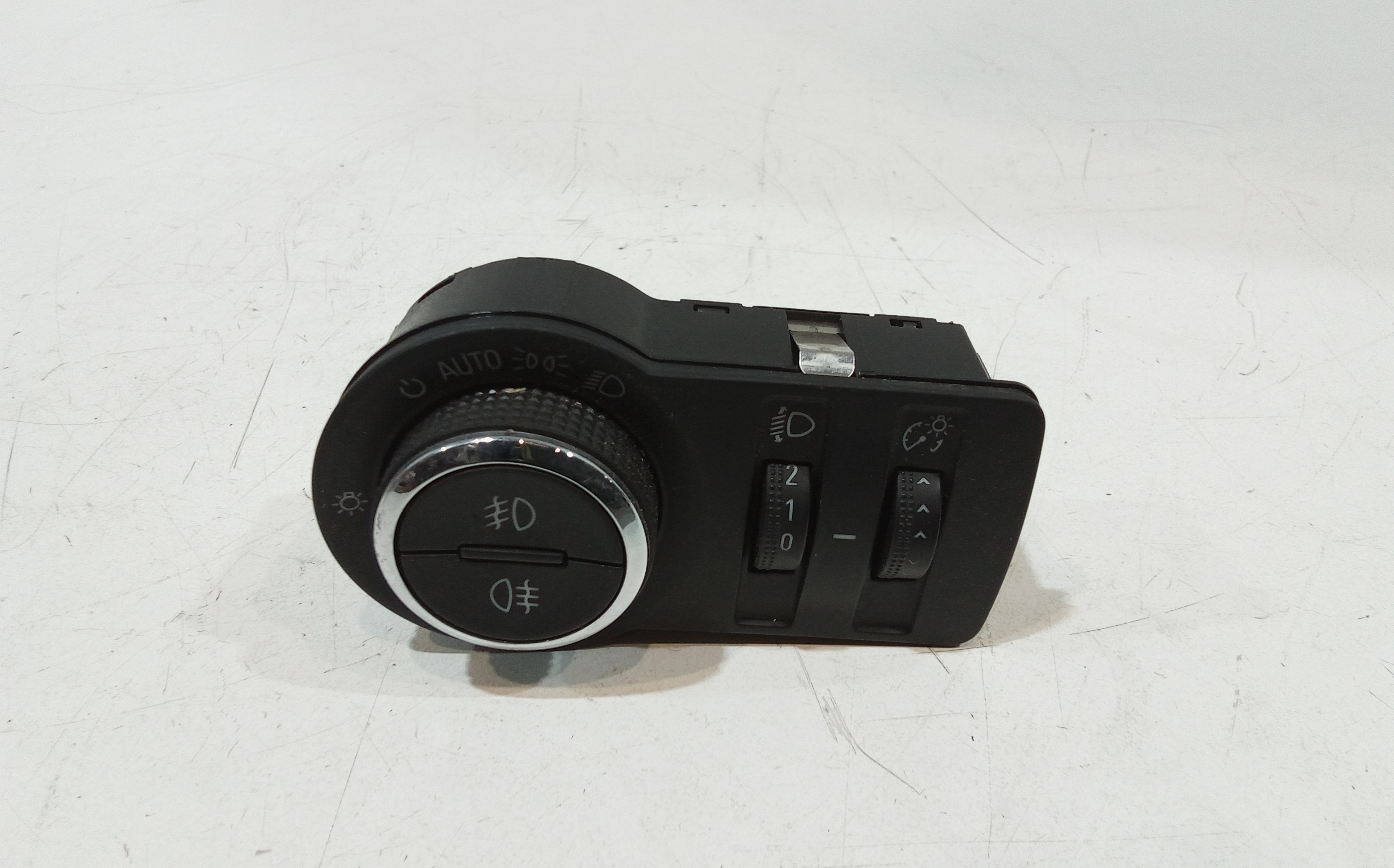 Interruttore Blocco Comando Luci 13268702 Usato