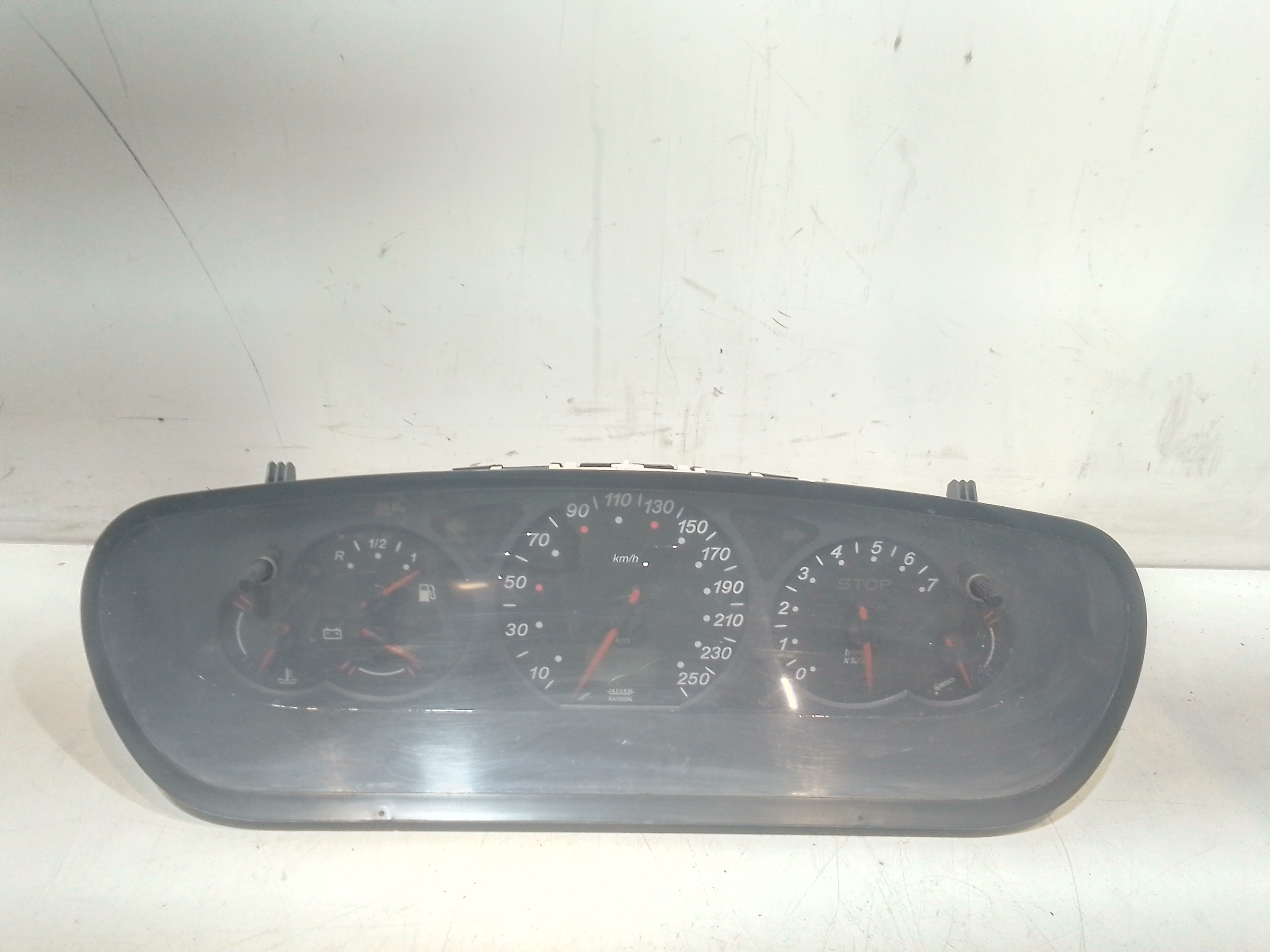 Quadro Portastrumenti Usato