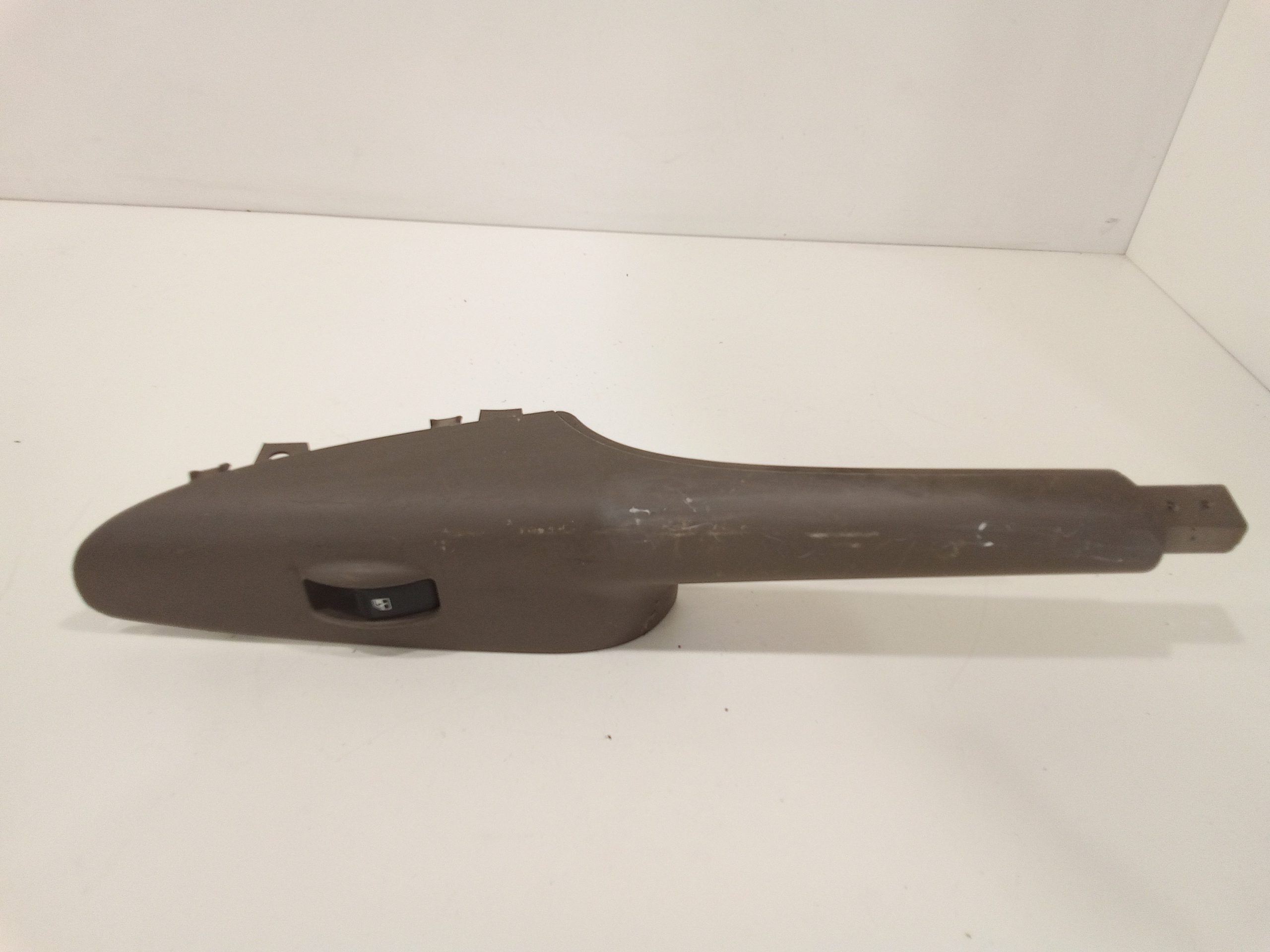 Interruttore Alzacristalli Porta Post. Destro 935802E100DD Usato