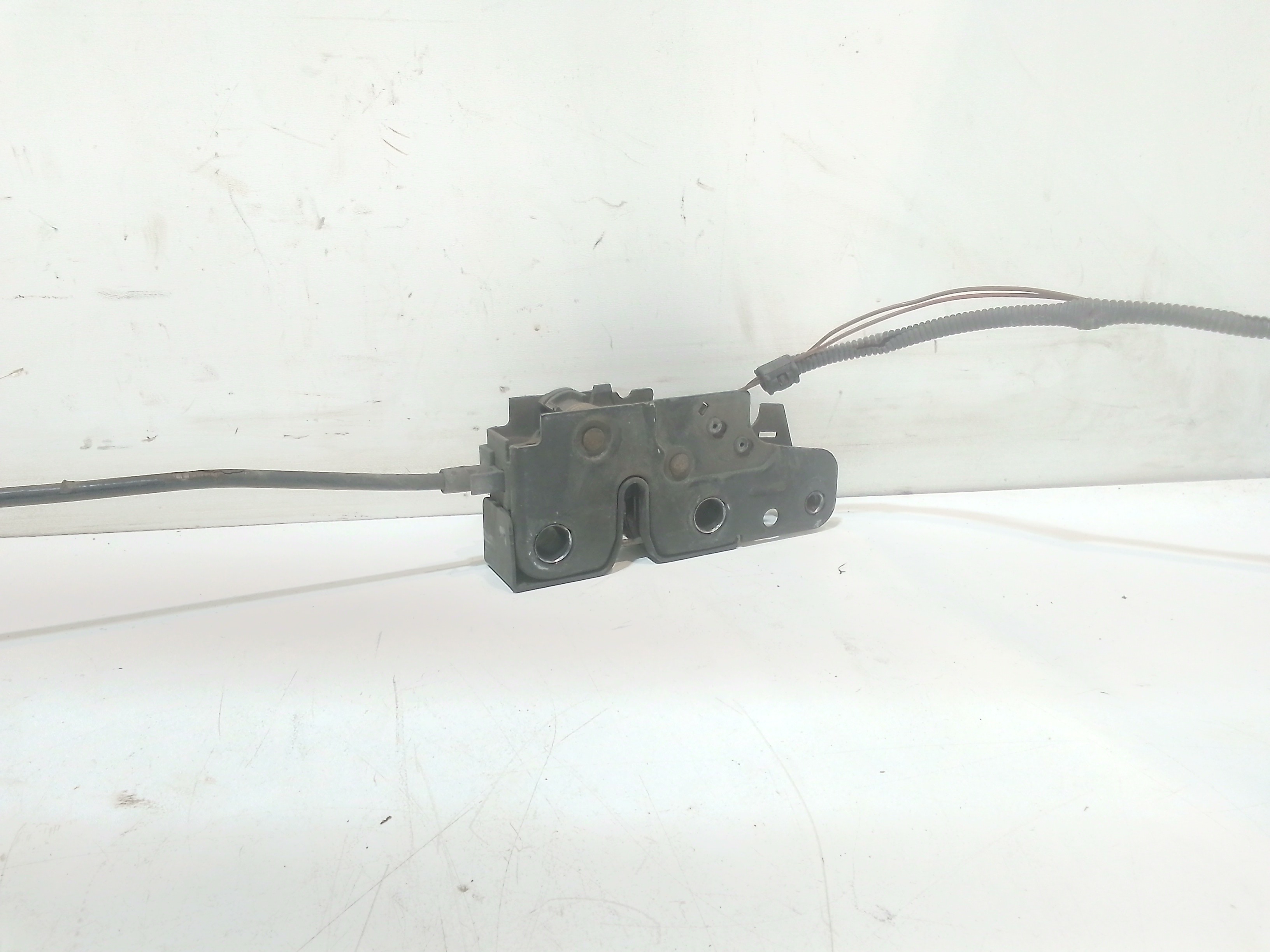 Serratura Cofano Ant. 1K1823509E Usato