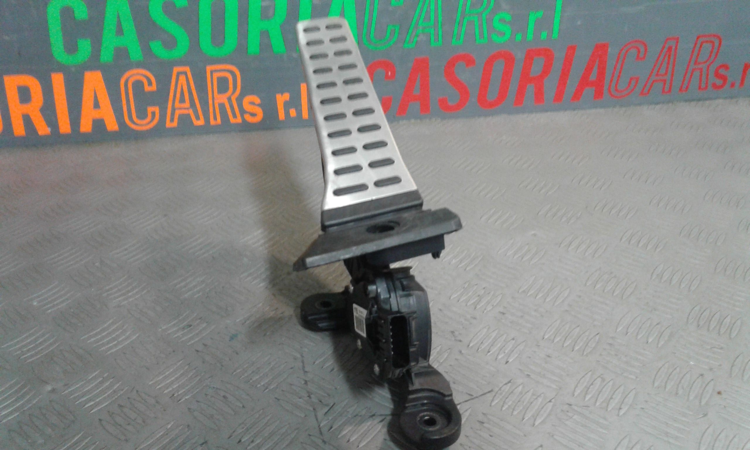 Pedale Acceleratore 327002P230 Usato