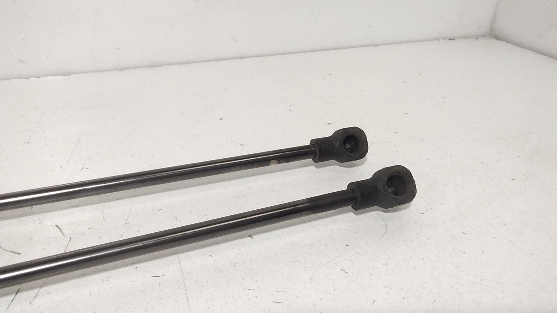 Cerniera Cofano Post. Destro Usato