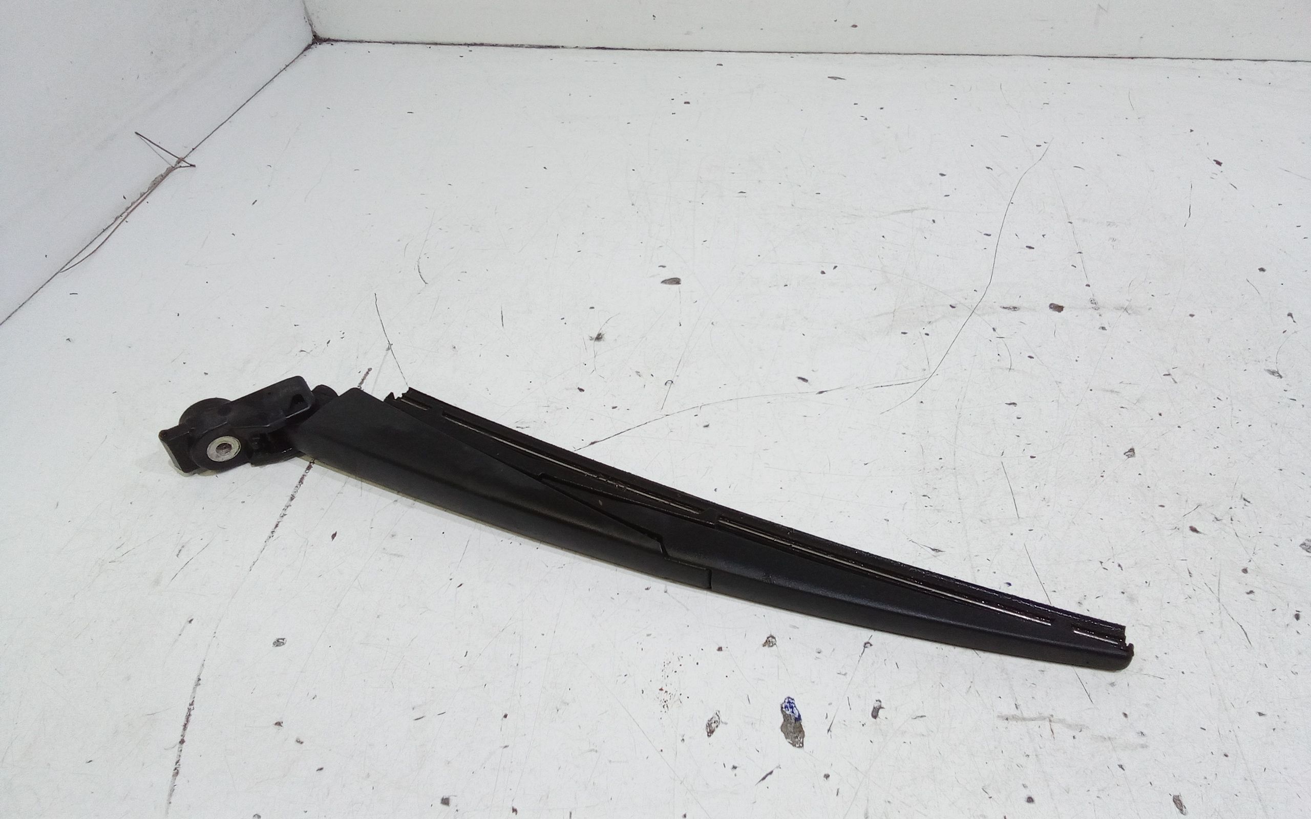 Braccio Tergilunotto 8524142060 Usato