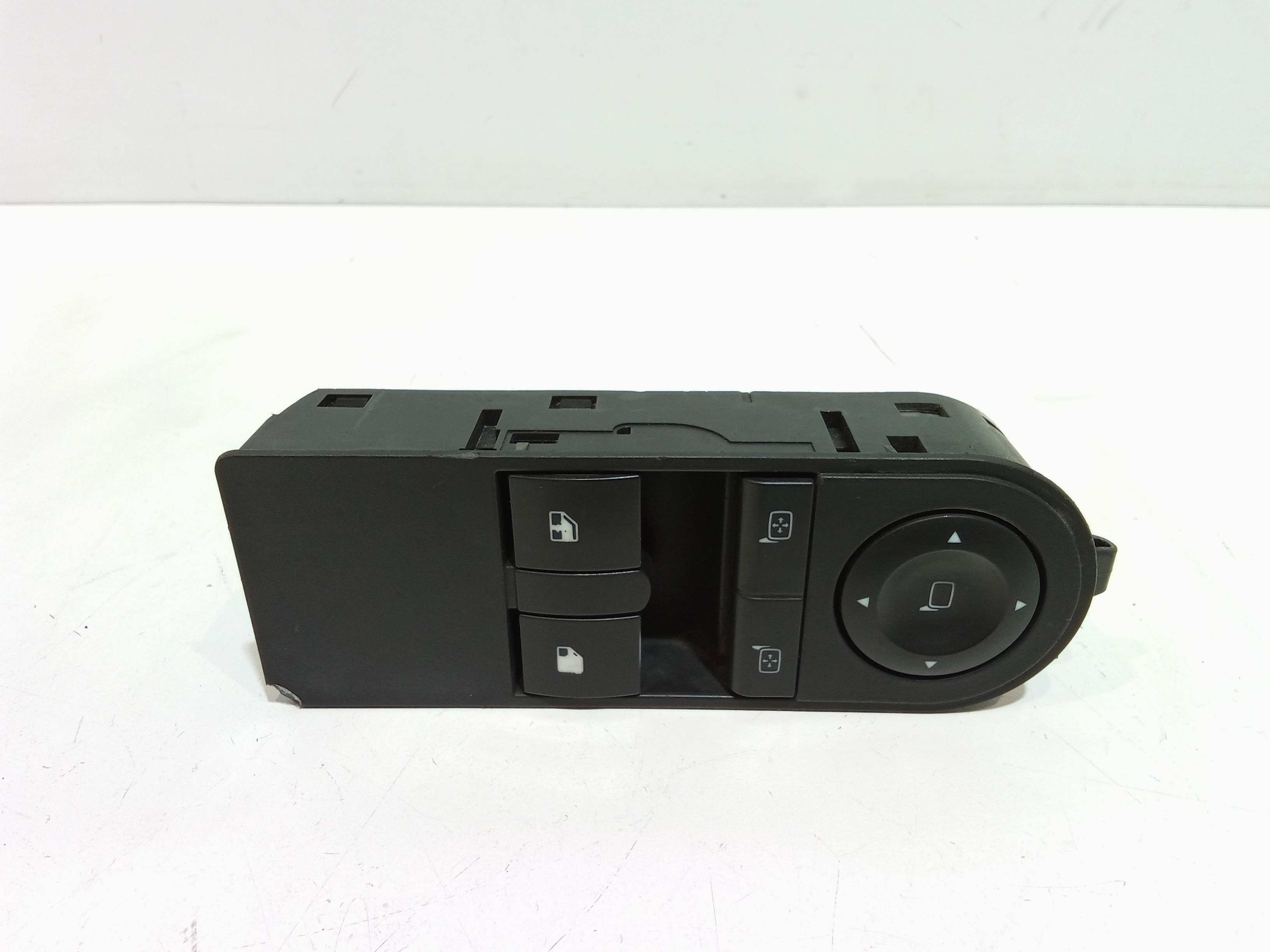 Interruttore Alzacristalli Porta Ant. Sinistro Usato