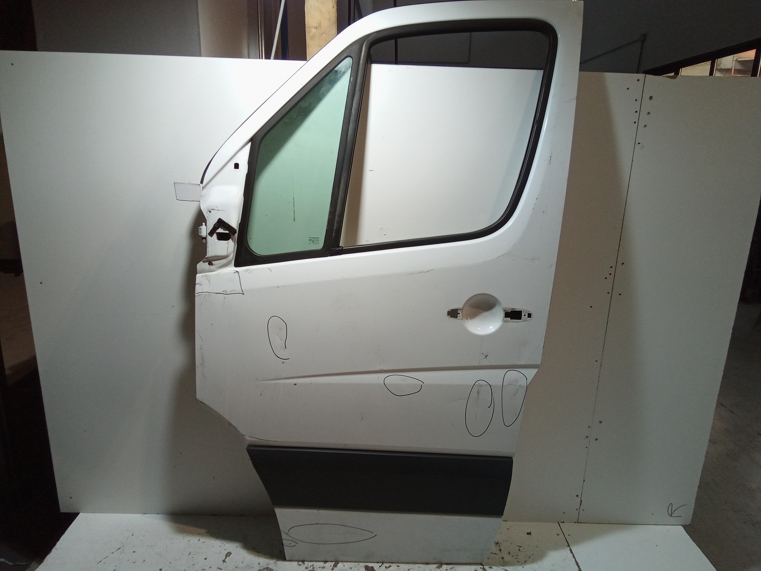 Porta Ant. Sinistro A9067200005 Usato