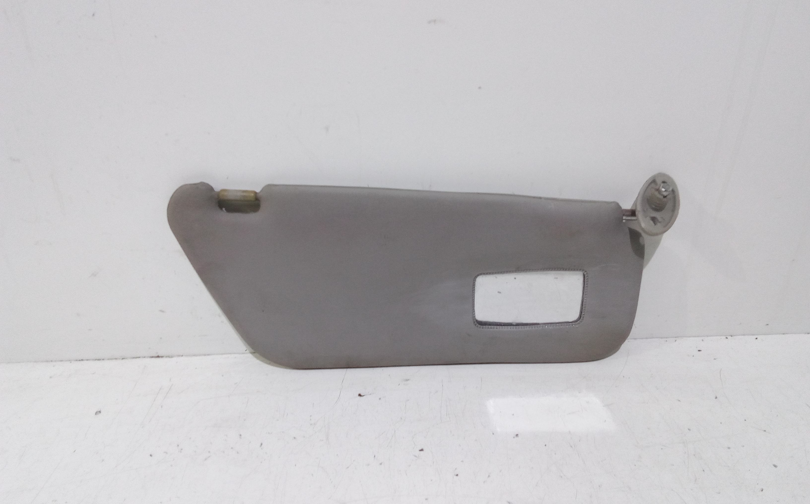 Aletta Parasole Parabrezza Destro 96280100 Usato