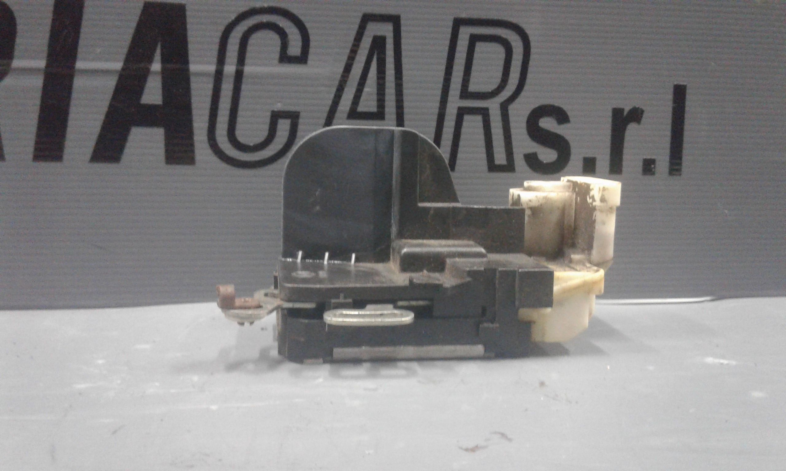 Serratura Porta Ant. Destro Usato