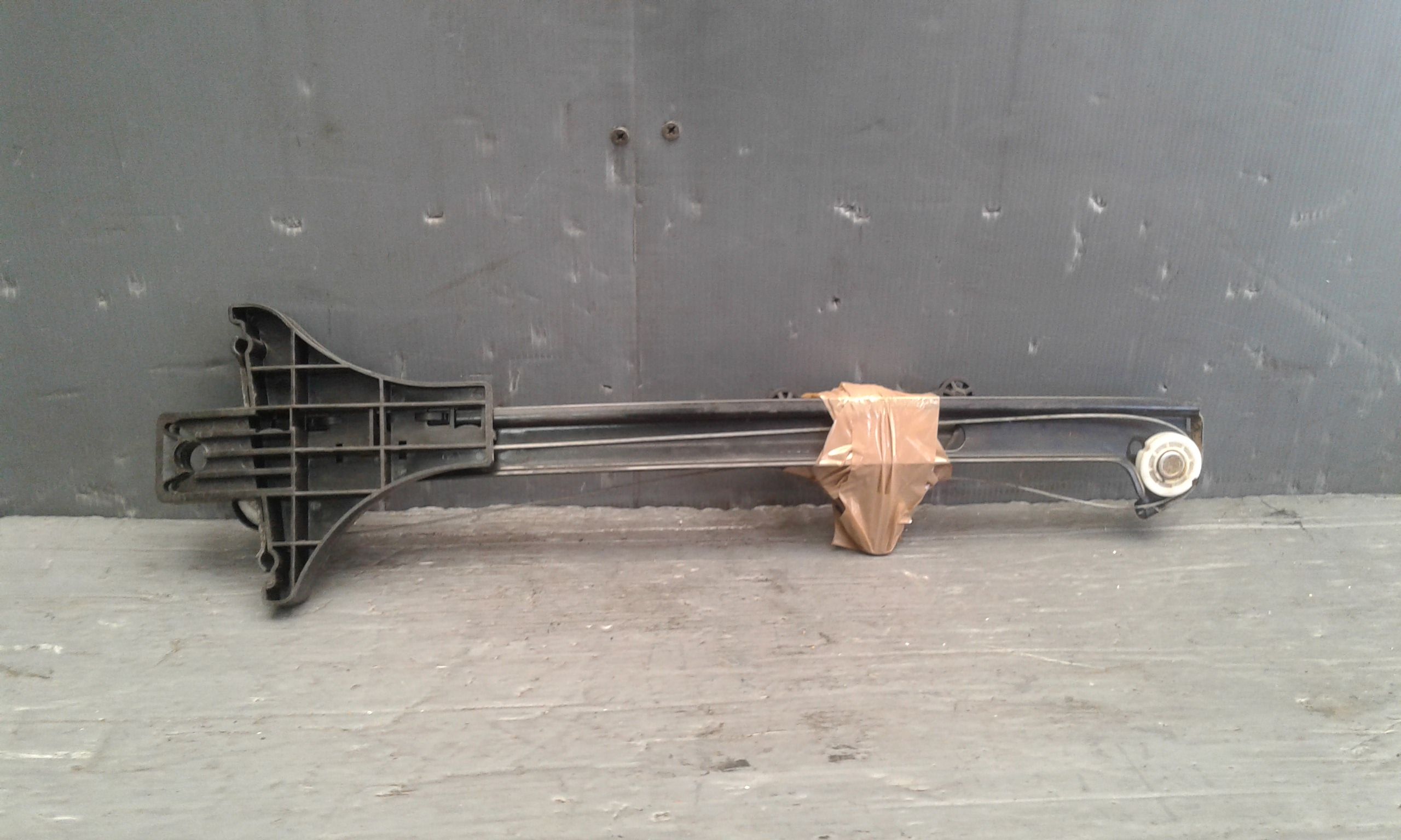 Alzacristallo Porta Post. Destro Usato