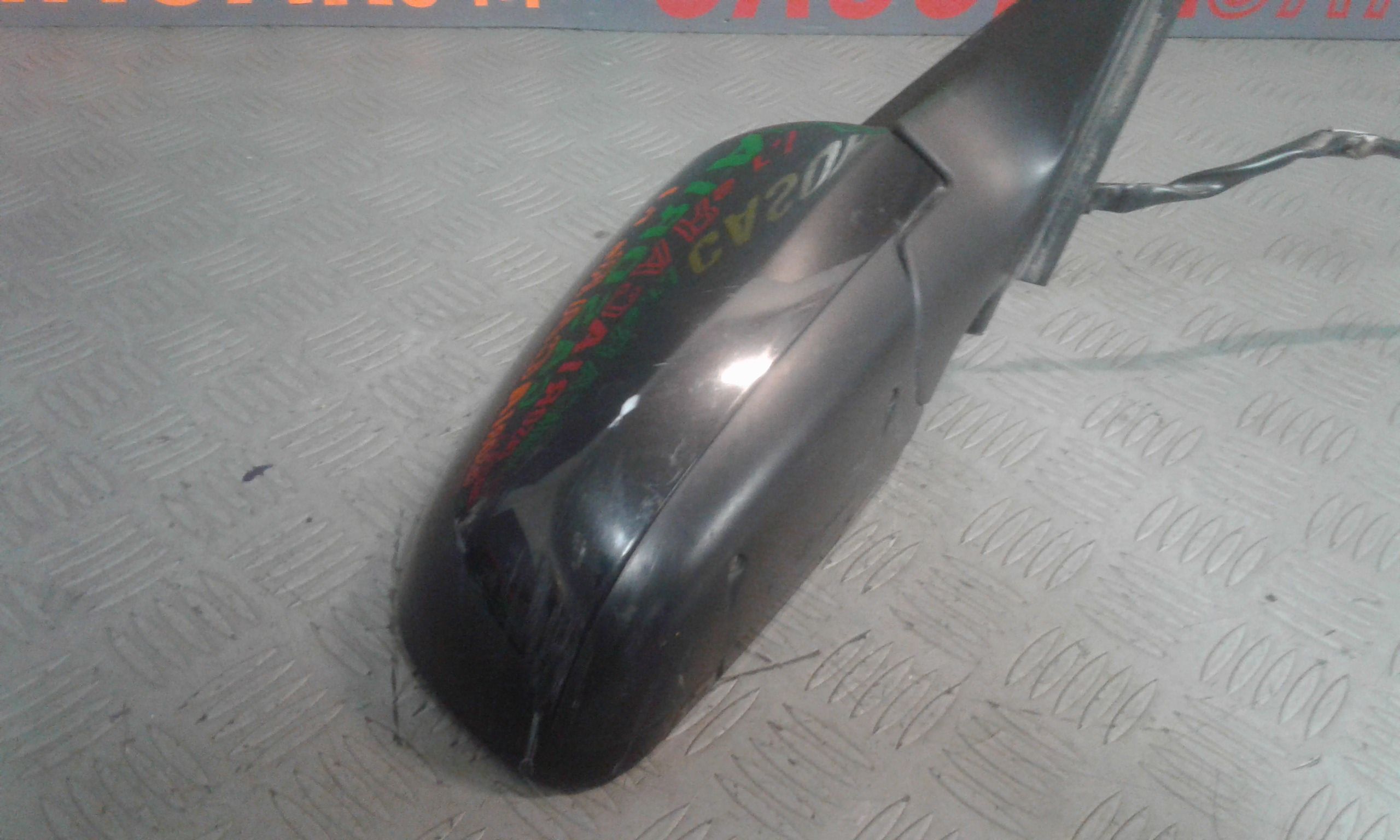 Retrovisore Est. Destro Usato