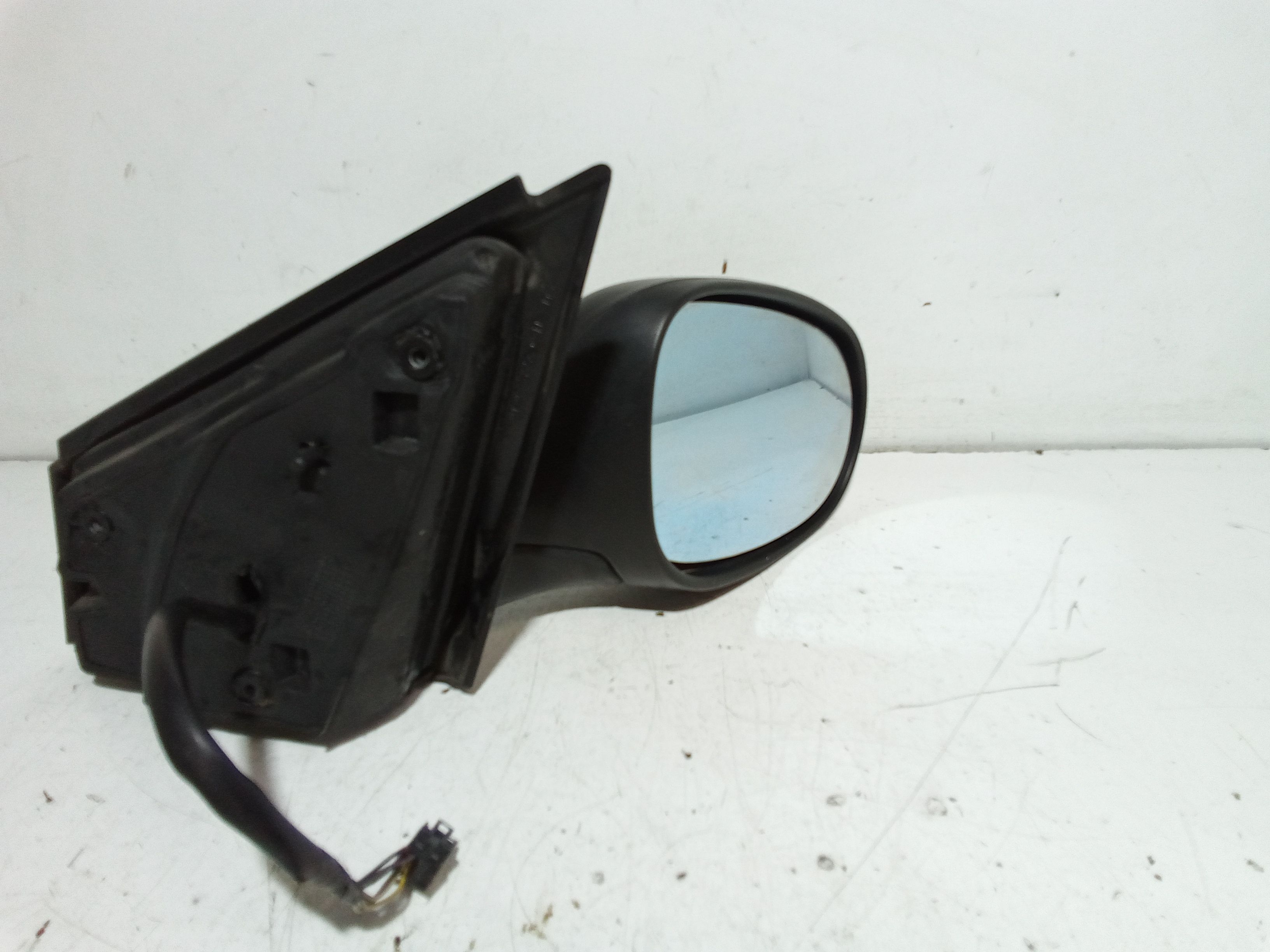 Retrovisore Est. Destro Usato