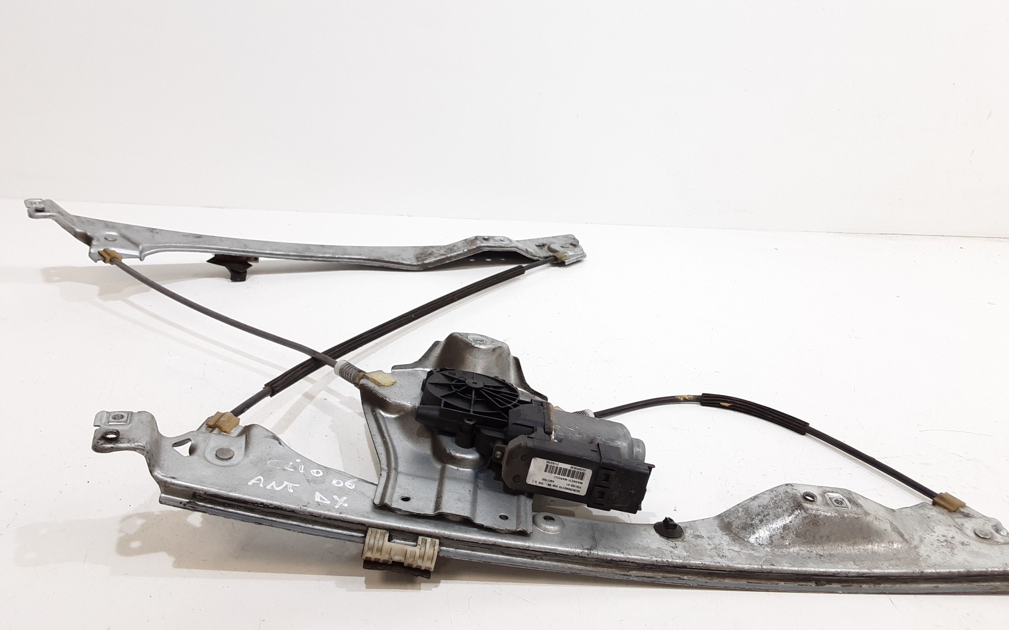 Alzacristallo Porta Ant. Destro 8200826179 Usato