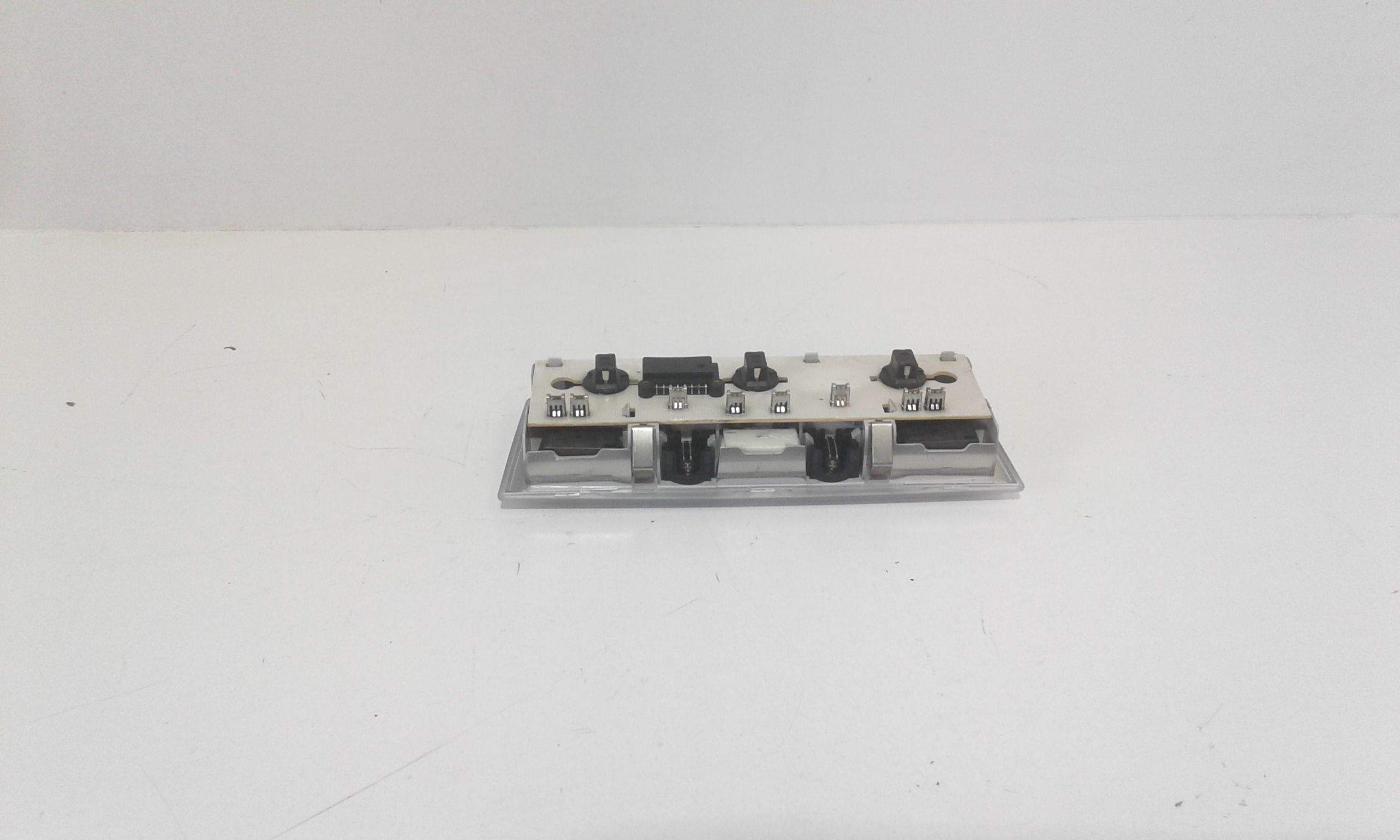 Luce Cortesia Ant. Tetto Usato