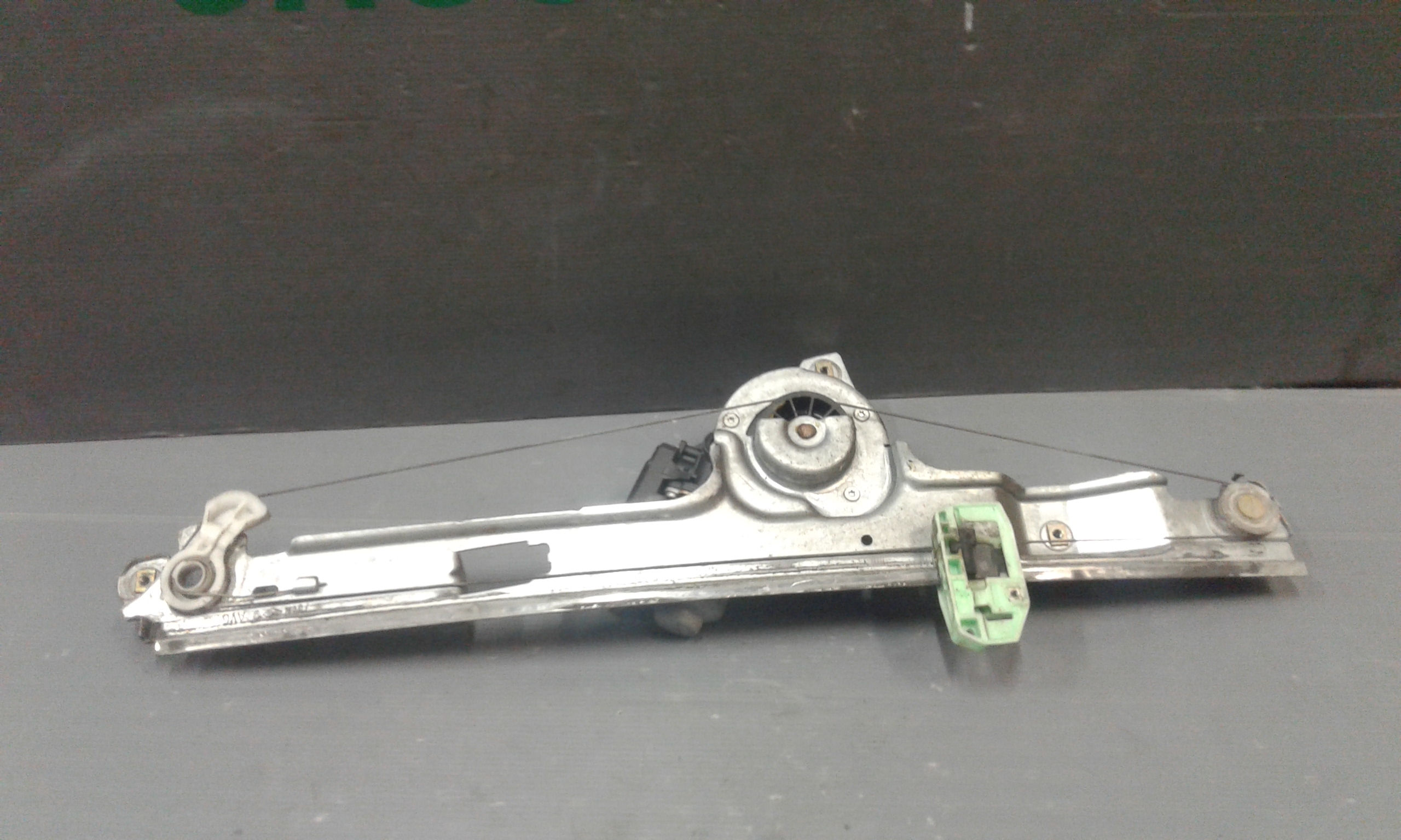 Alzacristallo Porta Ant. Sinistro Usato