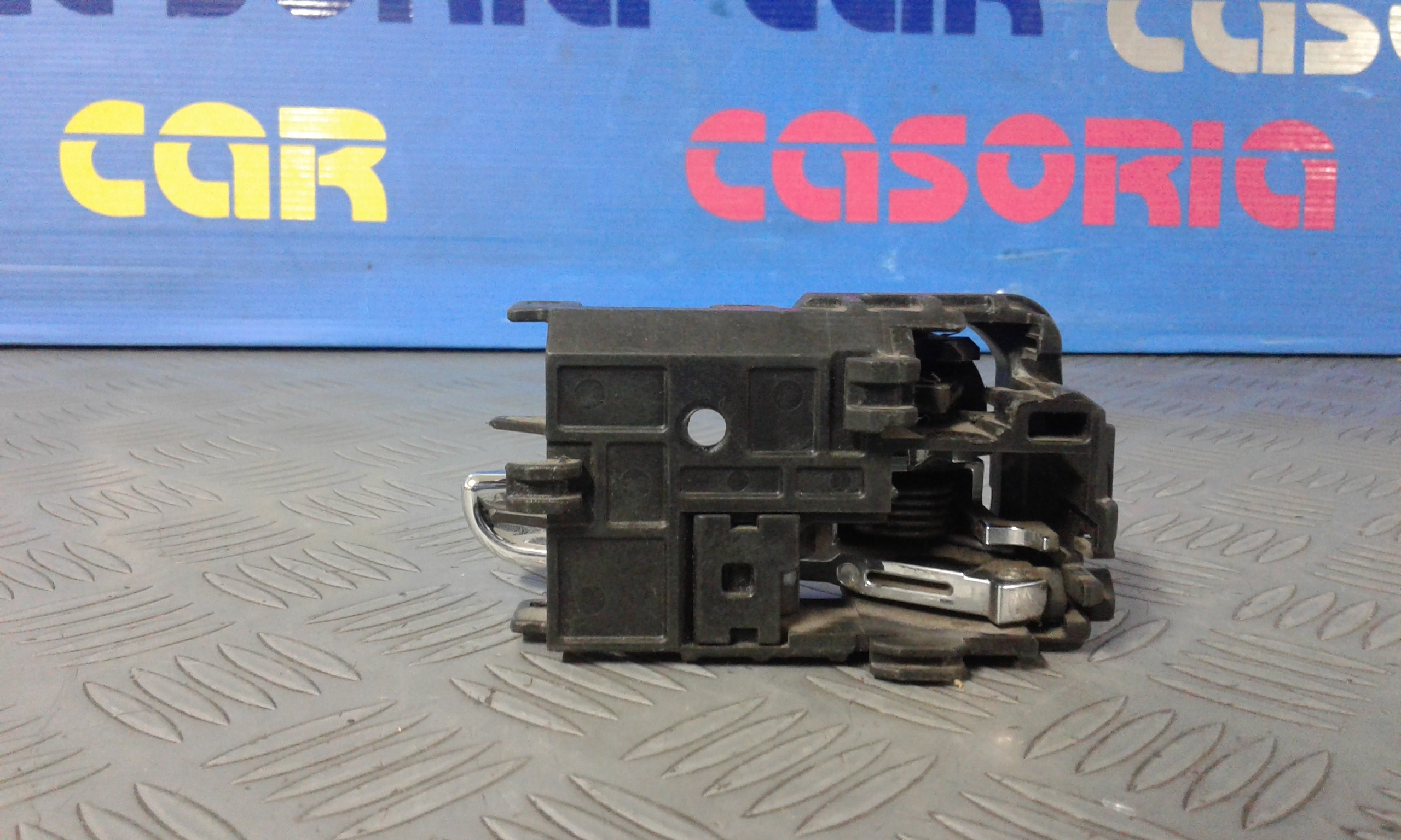 Maniglia Int. Apertura Porta Post. Sinistro 806718H602 Usato