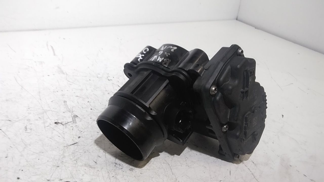 Corpo Farfallato 13547619008 Usato