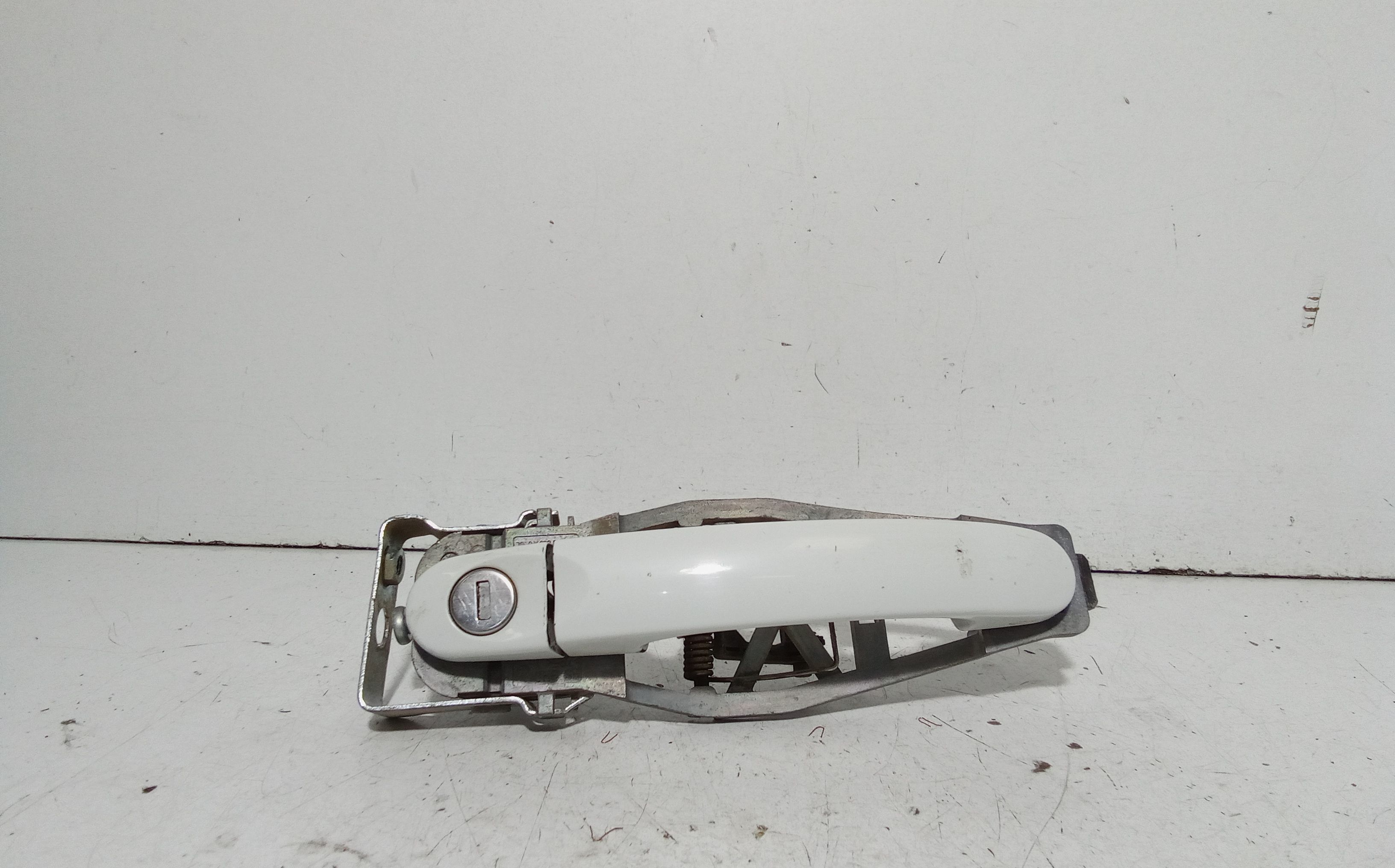 Maniglia Porta Ant. Sinistro 7H0837205D3FZ Usato