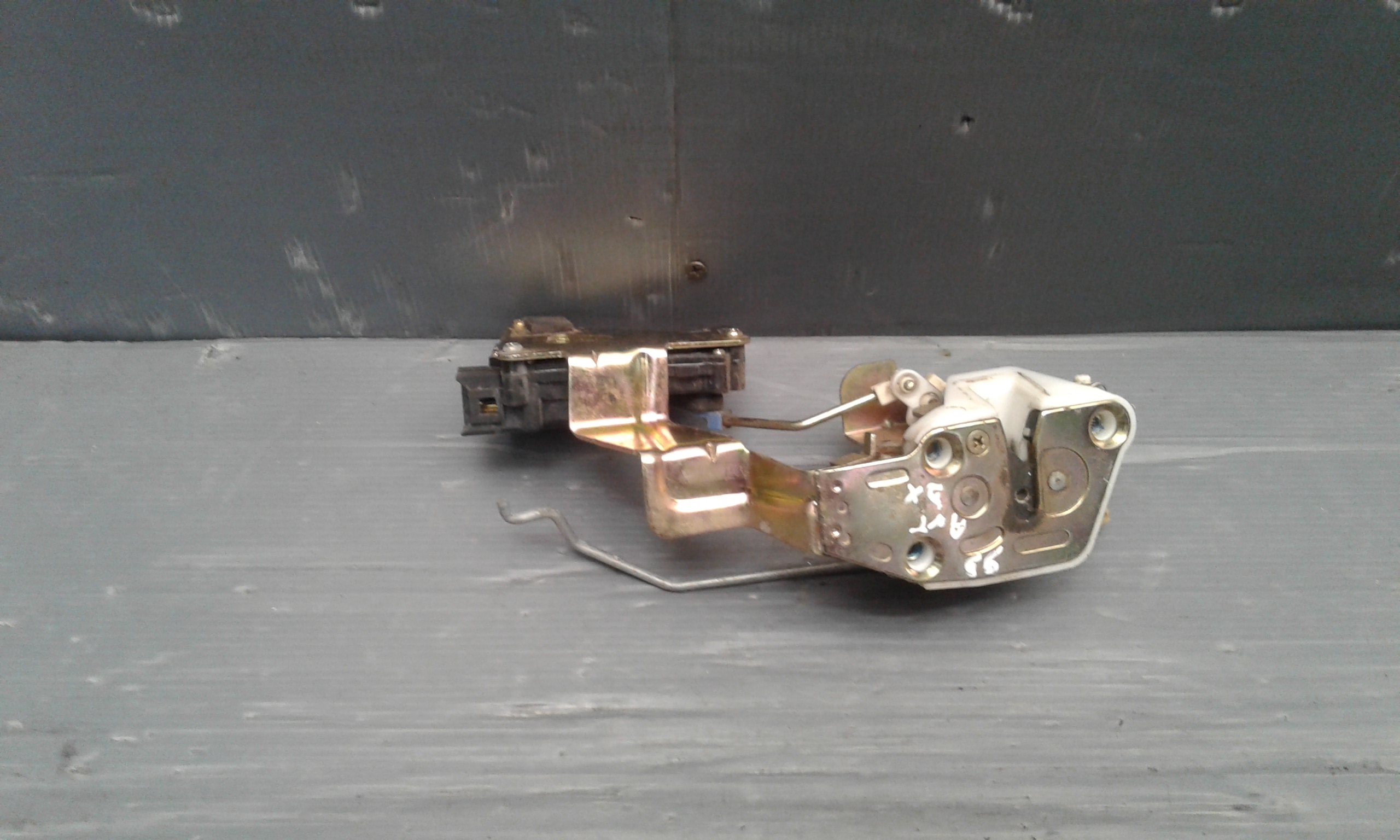 Serratura Porta Ant. Destro 96518090 Usato