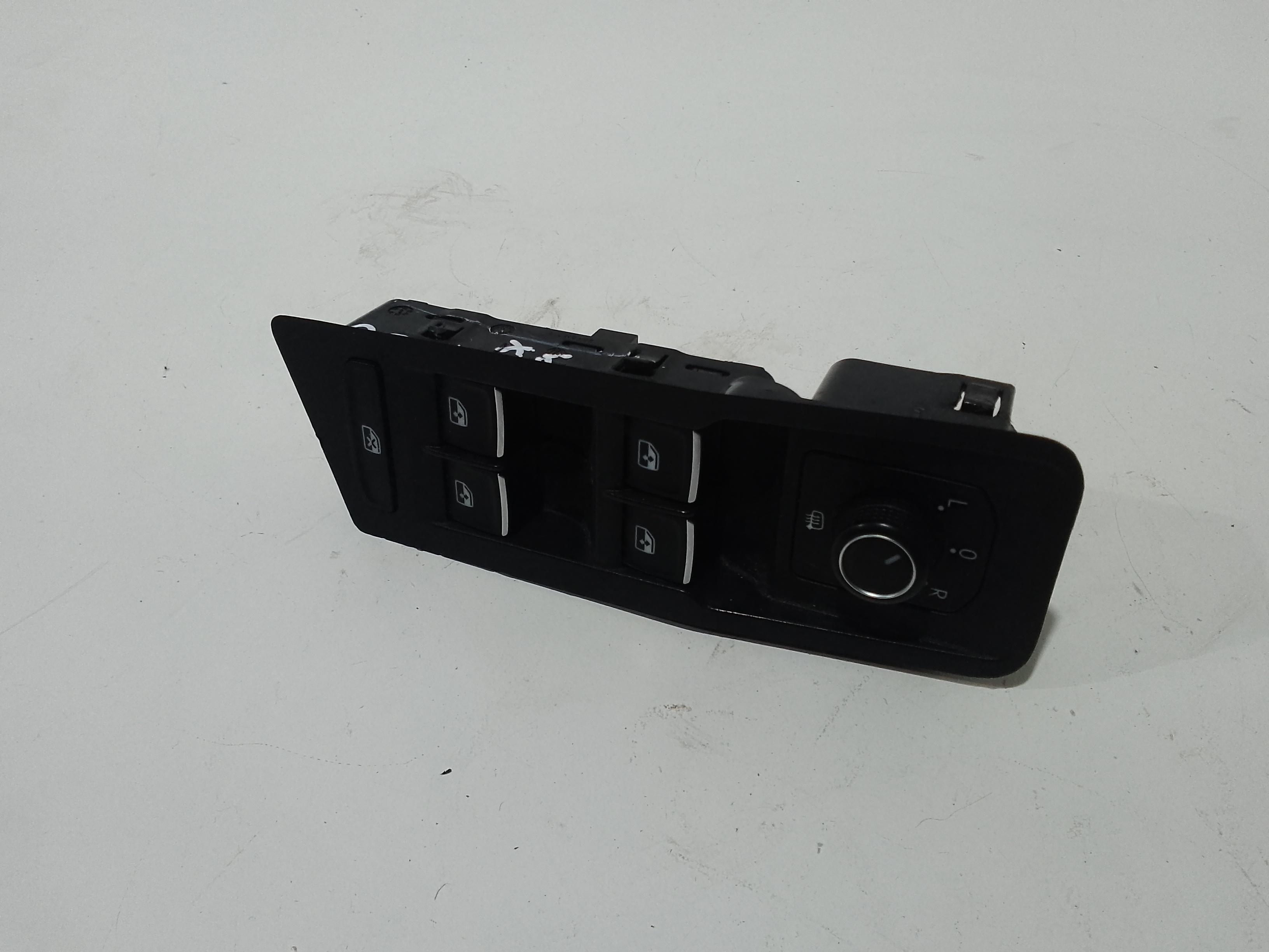 Interruttore Alzacristalli Porta Ant. Sinistro Usato