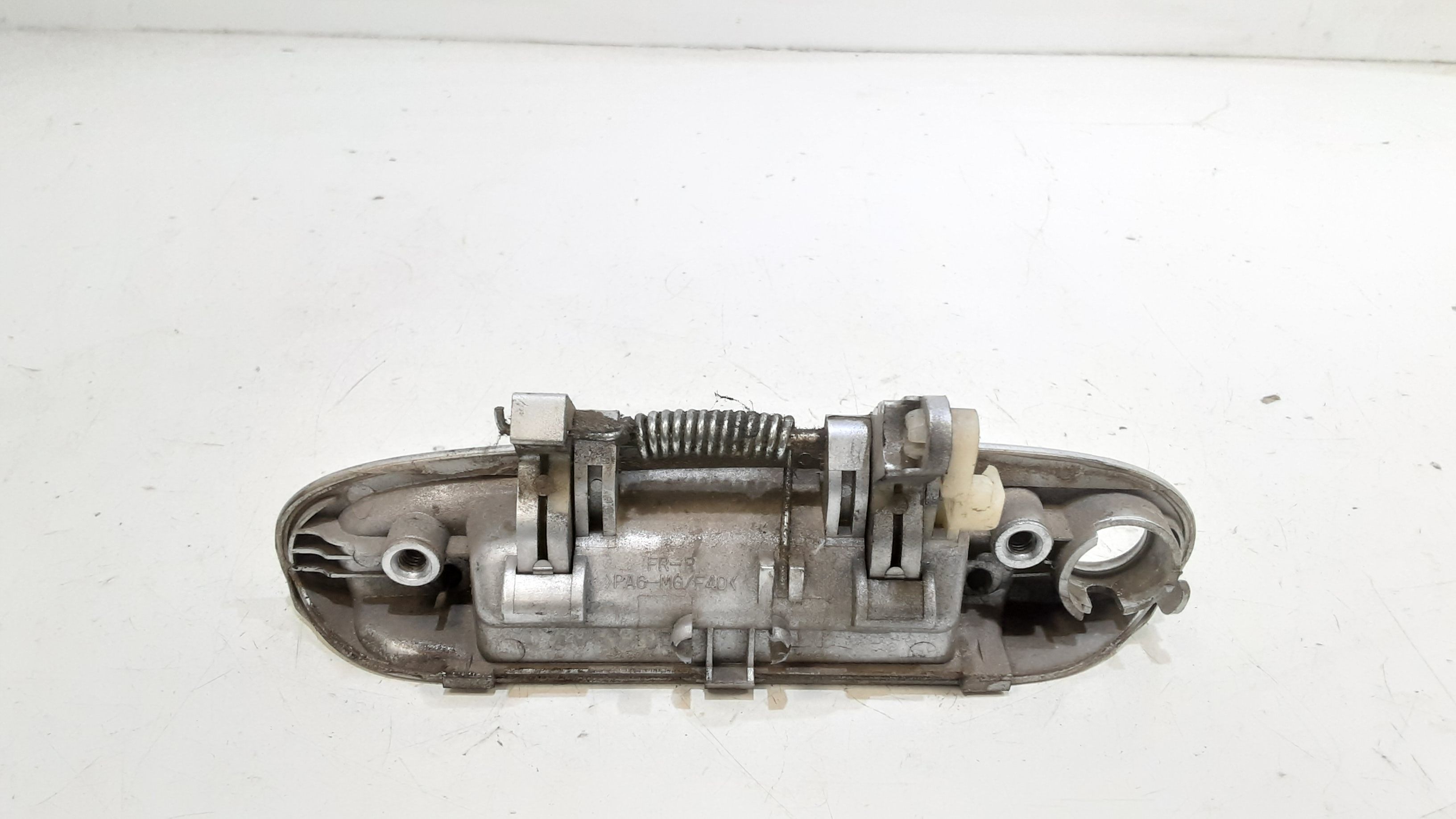 Maniglia Porta Ant. Destro 8266007000 Usato