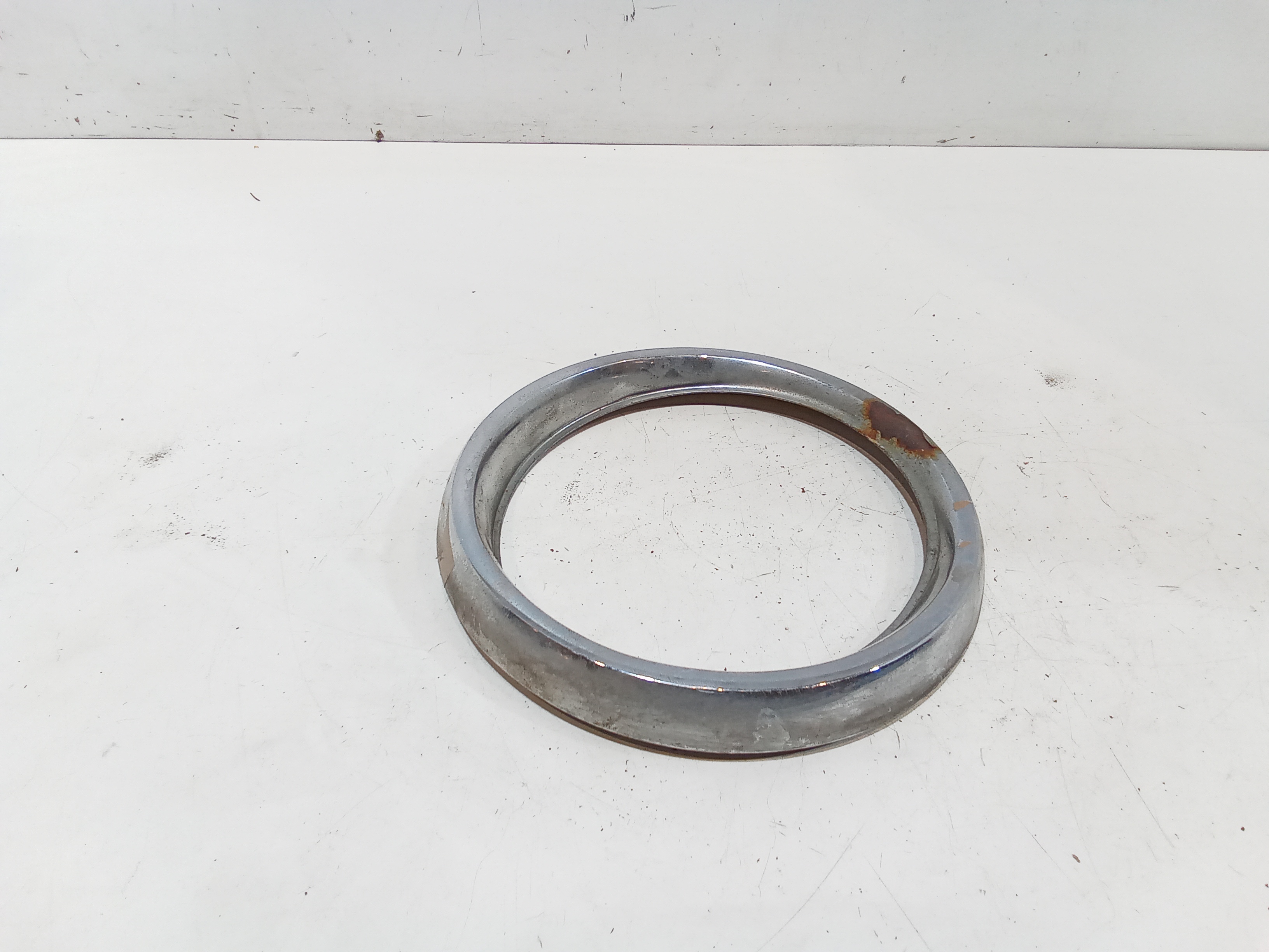 Cornice Proiettori Destro, Cornice Proiettori Sinistro Usato