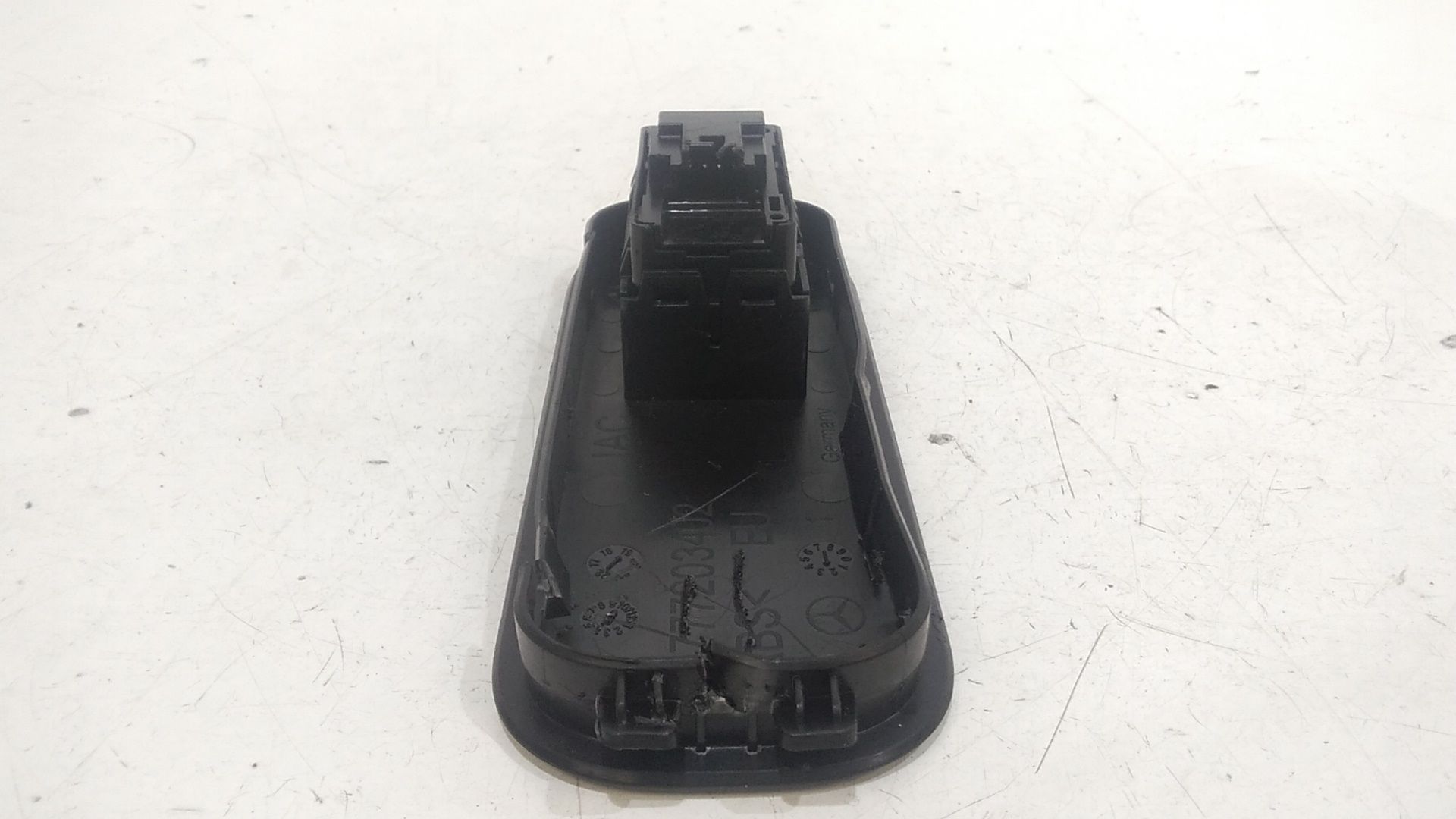 Interruttore Alzacristalli Porta Ant. Destro Usato