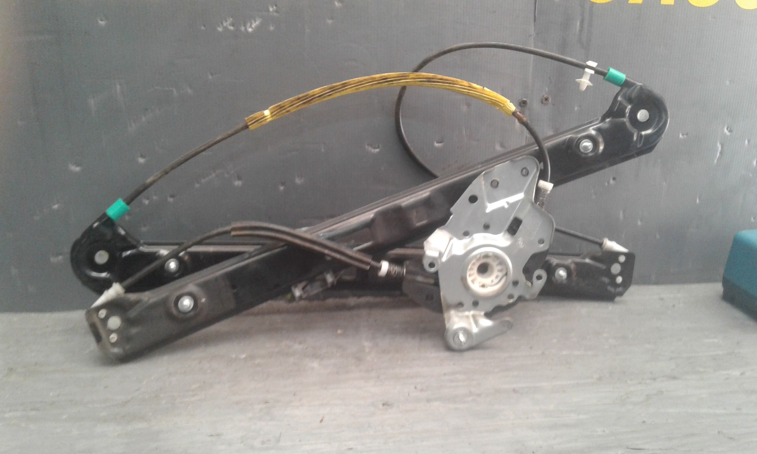 Alzacristallo Porta Ant. Sinistro Usato