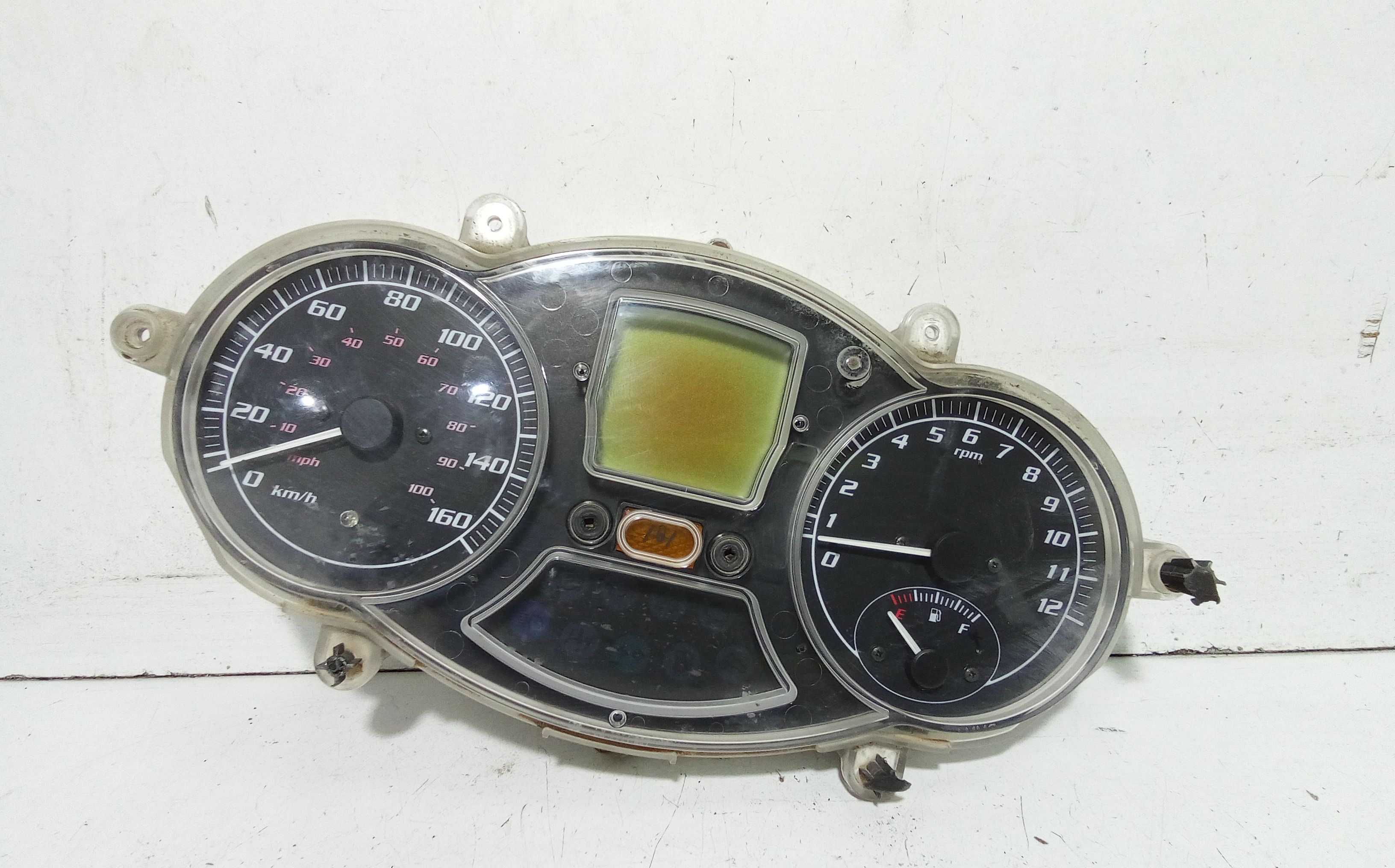 Quadro Portastrumenti Usato