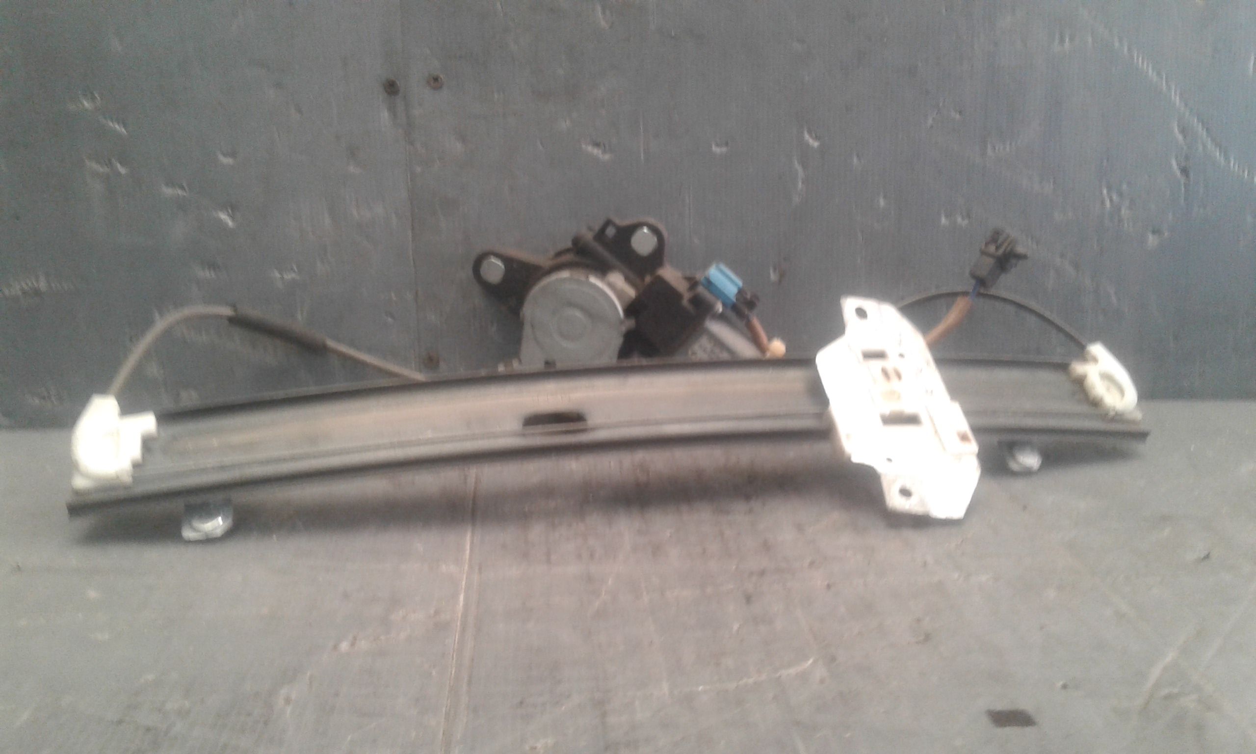 Alzacristallo Porta Ant. Destro 96601485 Usato