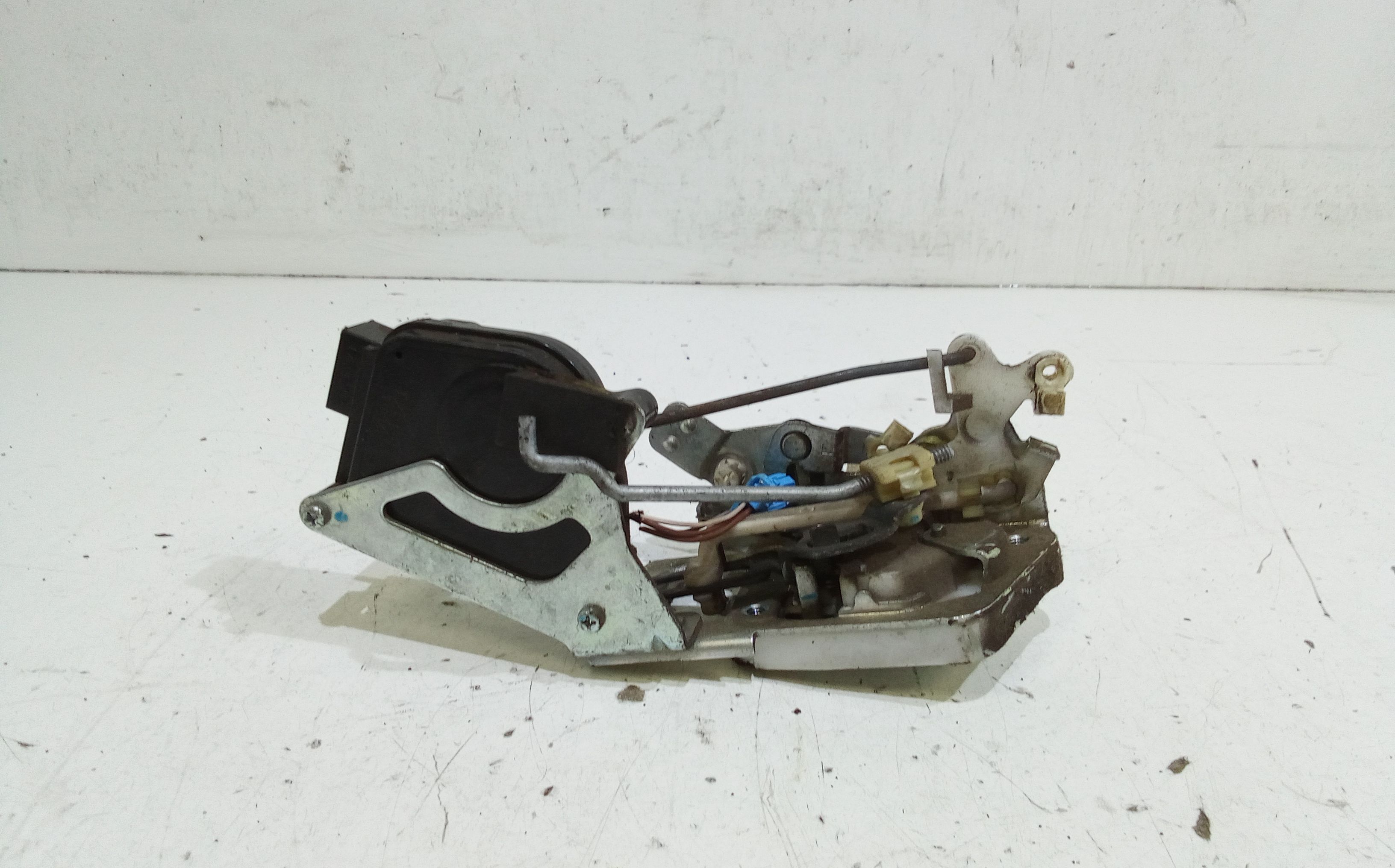 Serratura Porta Post. Sinistro 96601454 Usato