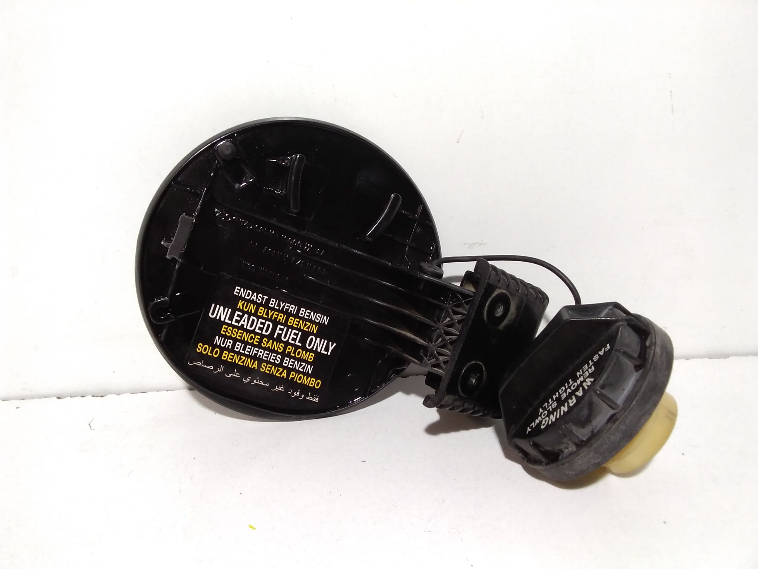 Sportello Carburante 6951007000 Usato