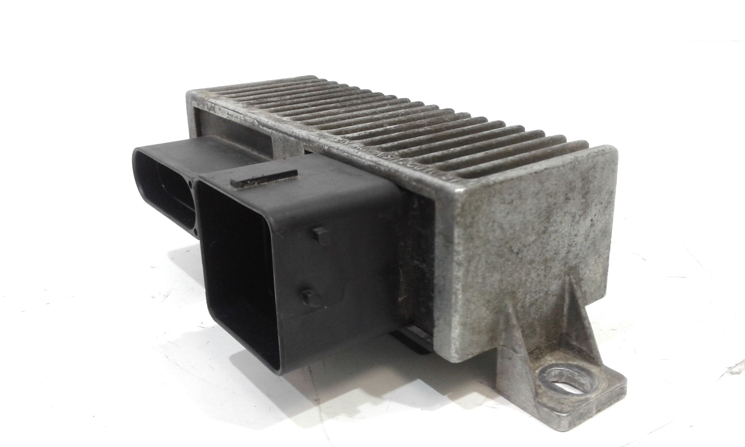 Relè Preriscaldamento Candelette 110673774R Usato