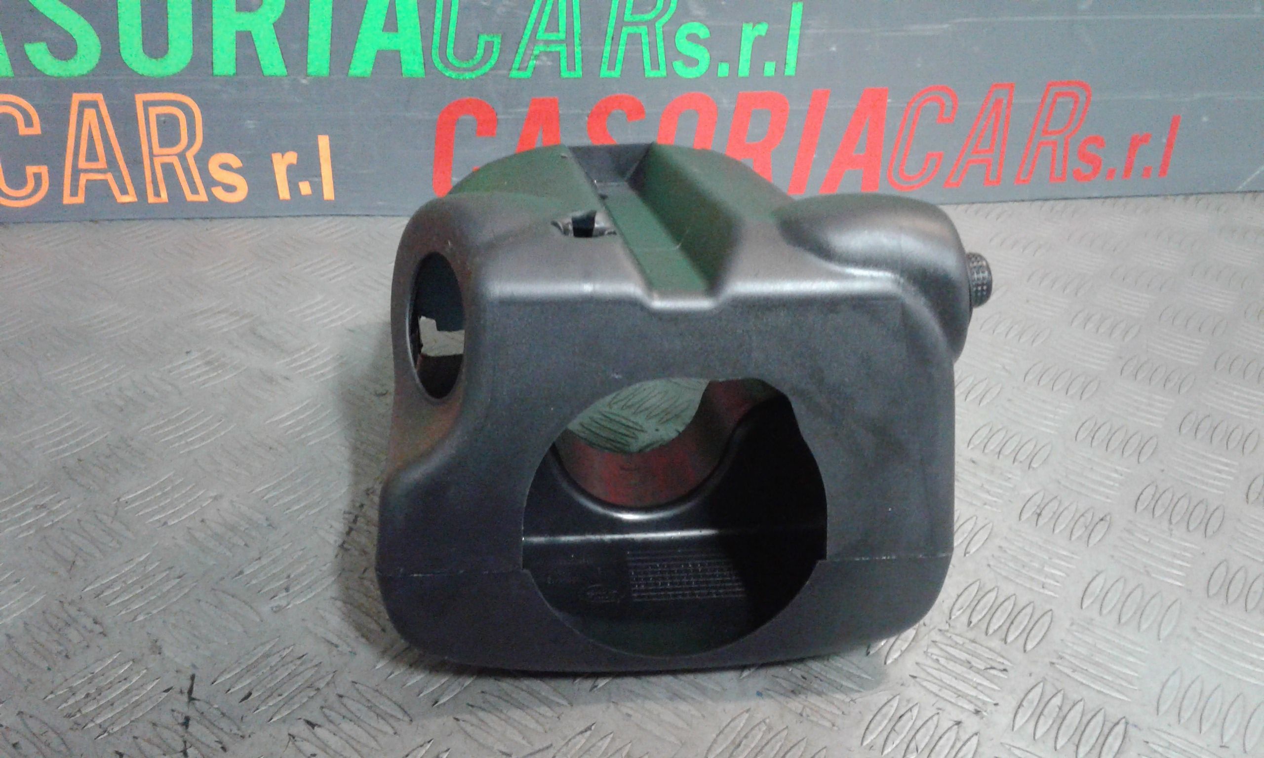 Cuffia Albero Sterzo L/abitacolo QMH500100 Usato