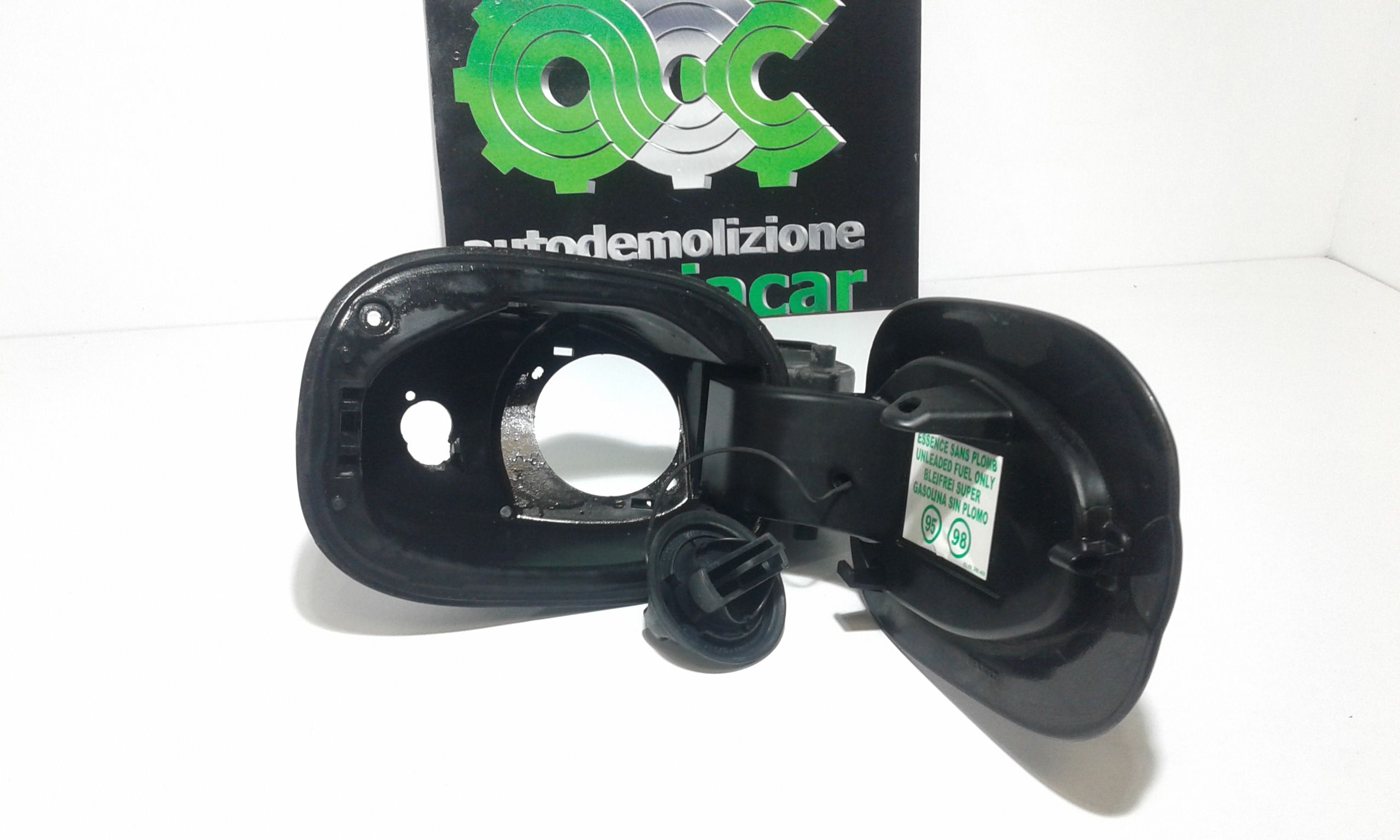 Sportello Carburante 8200666086 Usato