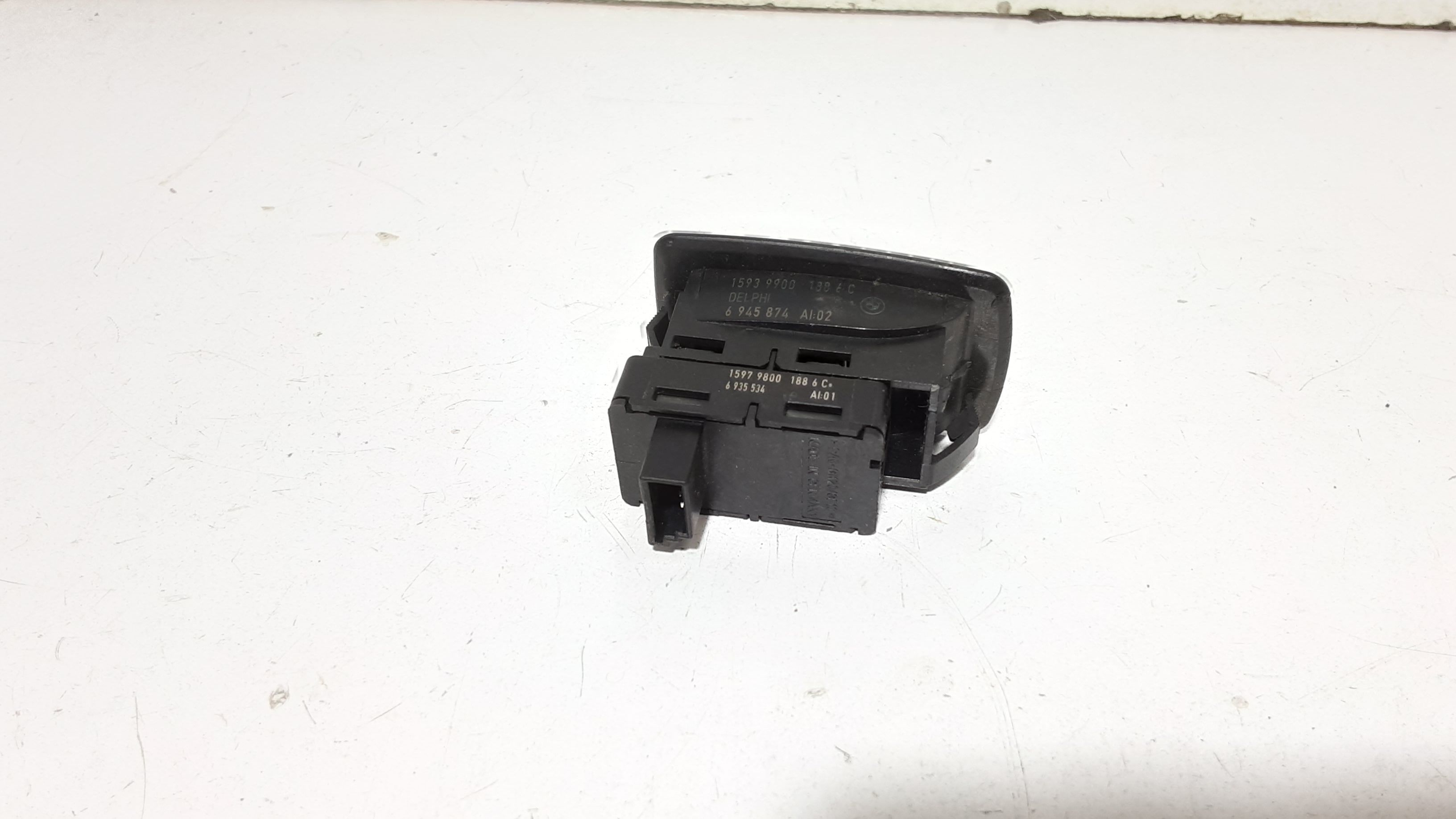 Interruttore Alzacristalli Porta Post. Sinistro 61316945874 Usato