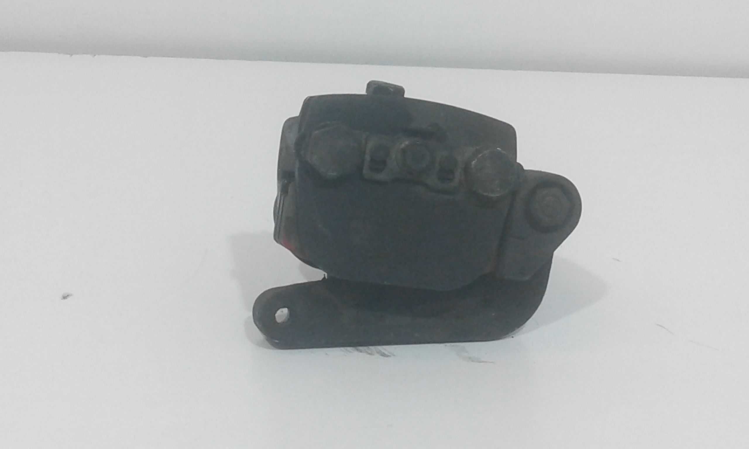 Pinza freno anteriore - Immagine 1 di 2