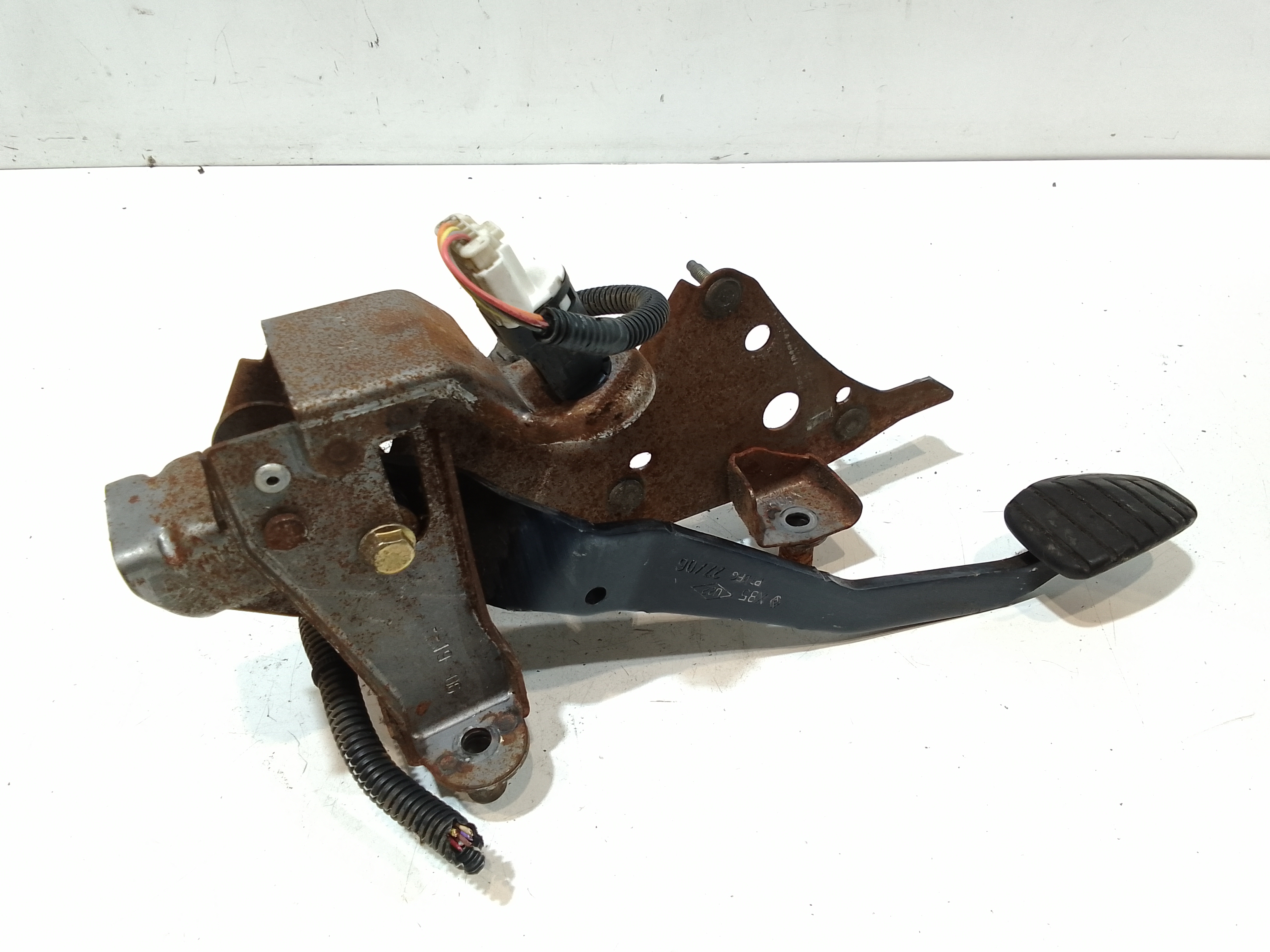 Pedale Freno 8200740595 Usato