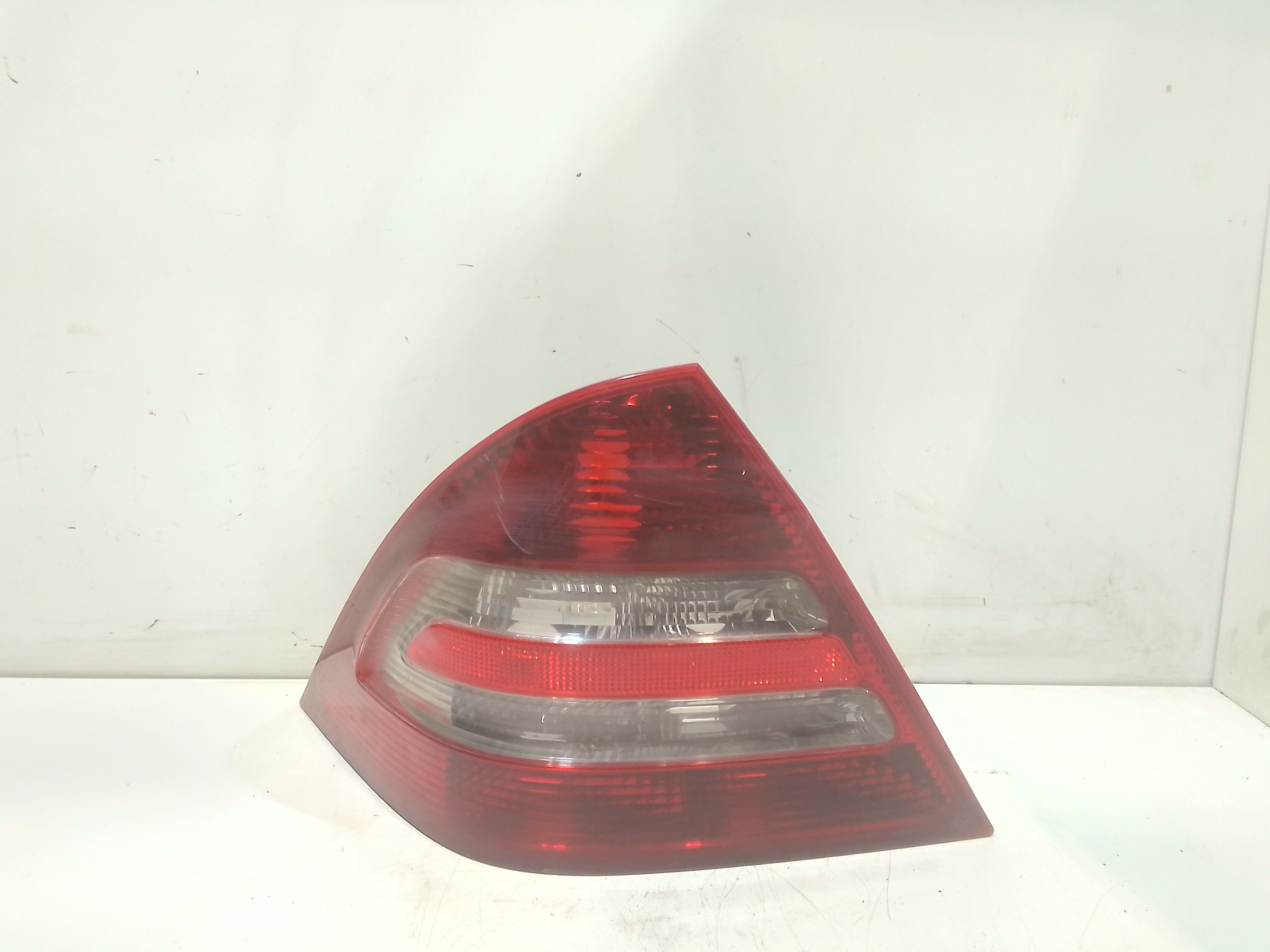 Fanale Post. Sinistro A2038201164 Usato