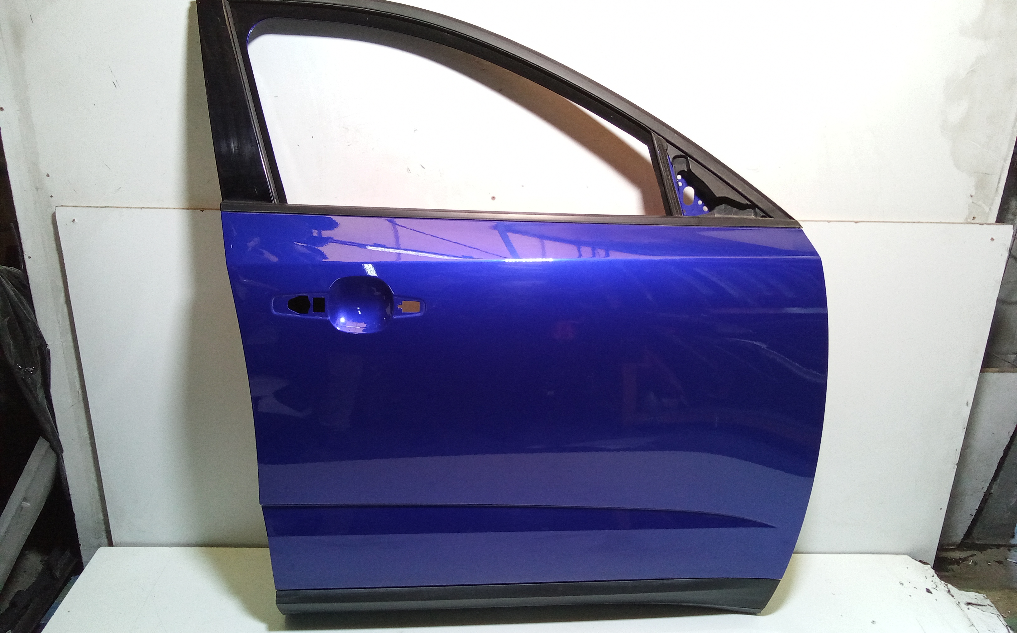 Porta Ant. Destro J9C2731 Usato