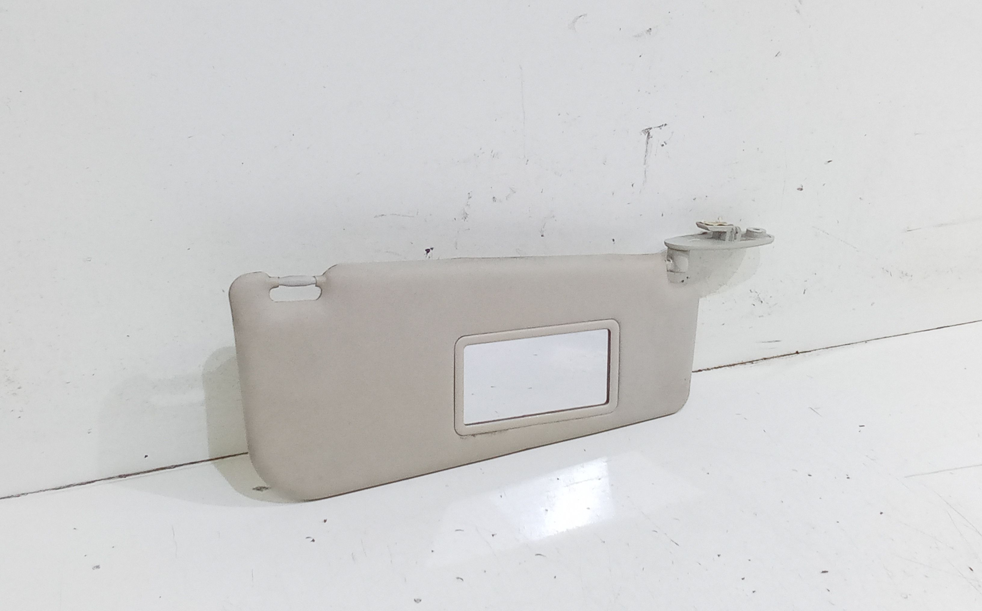 Aletta Parasole Parabrezza Destro Usato