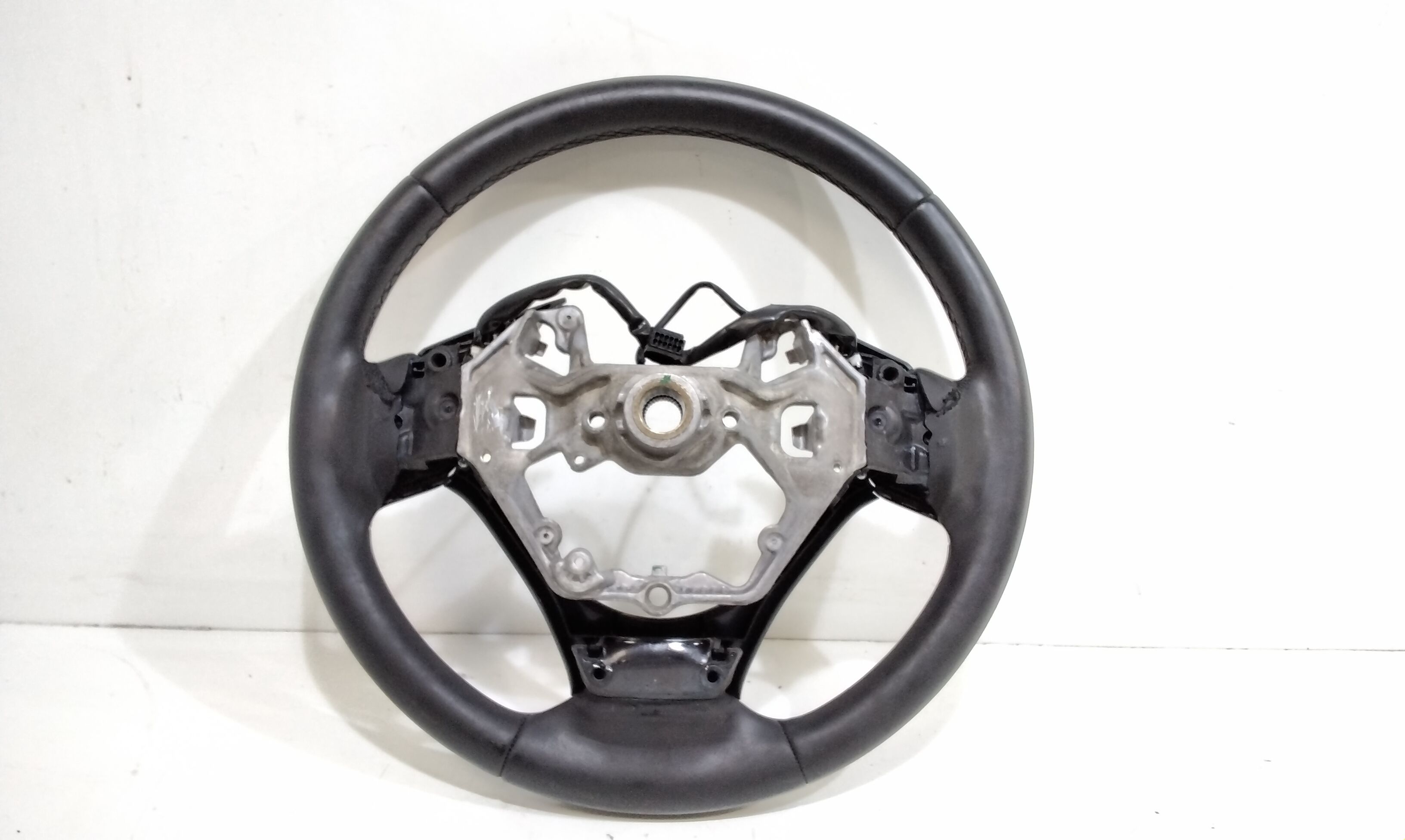 Volante 45100F4010C1 Usato