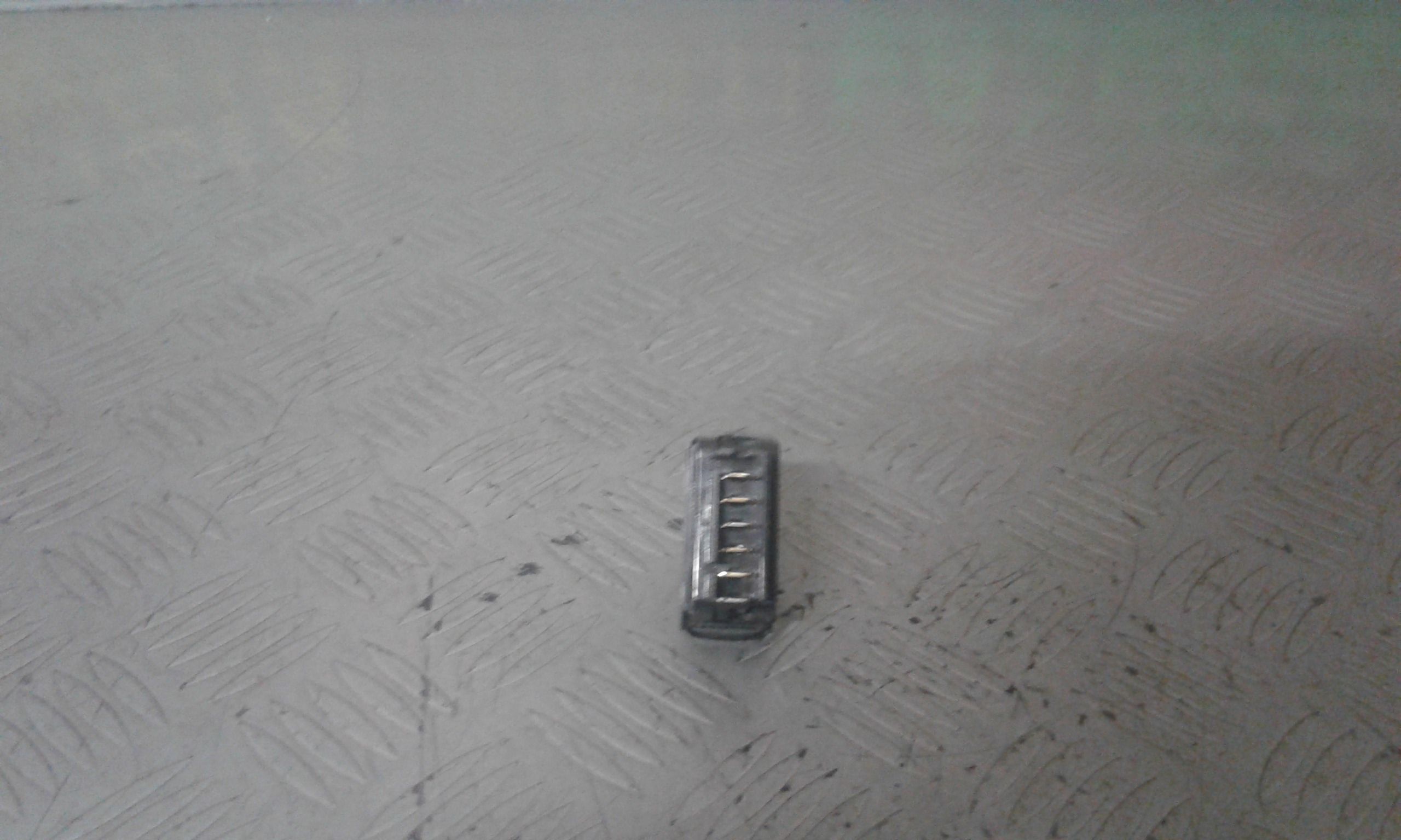 Interruttore Alzacristalli Porta Ant. Destro 7700432963 Usato