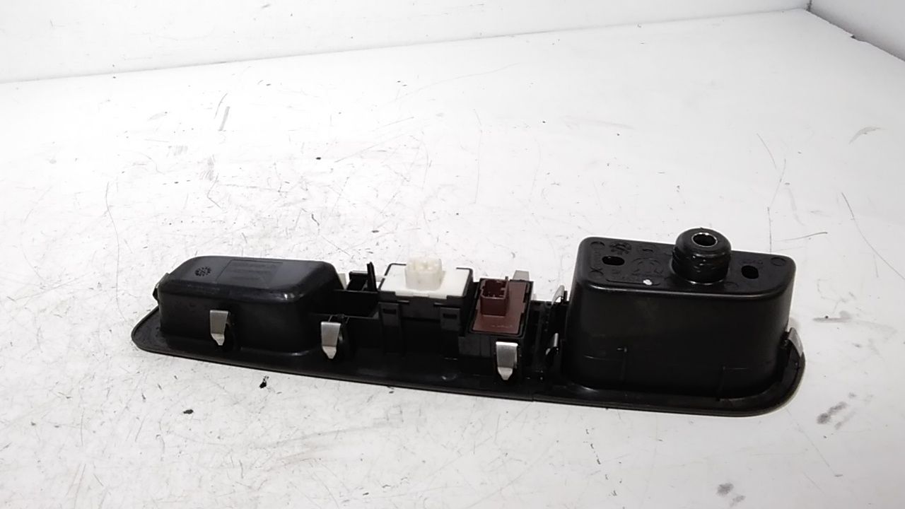 Interruttore Alzacristalli Porta Ant. Destro Usato