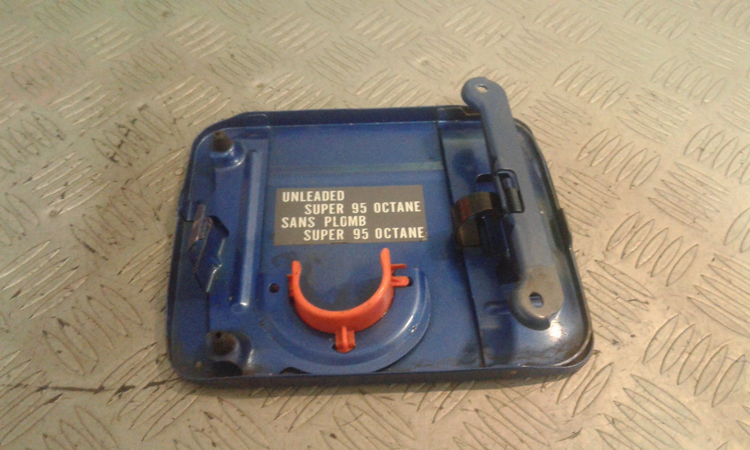 Sportello Carburante 788301N520 Usato