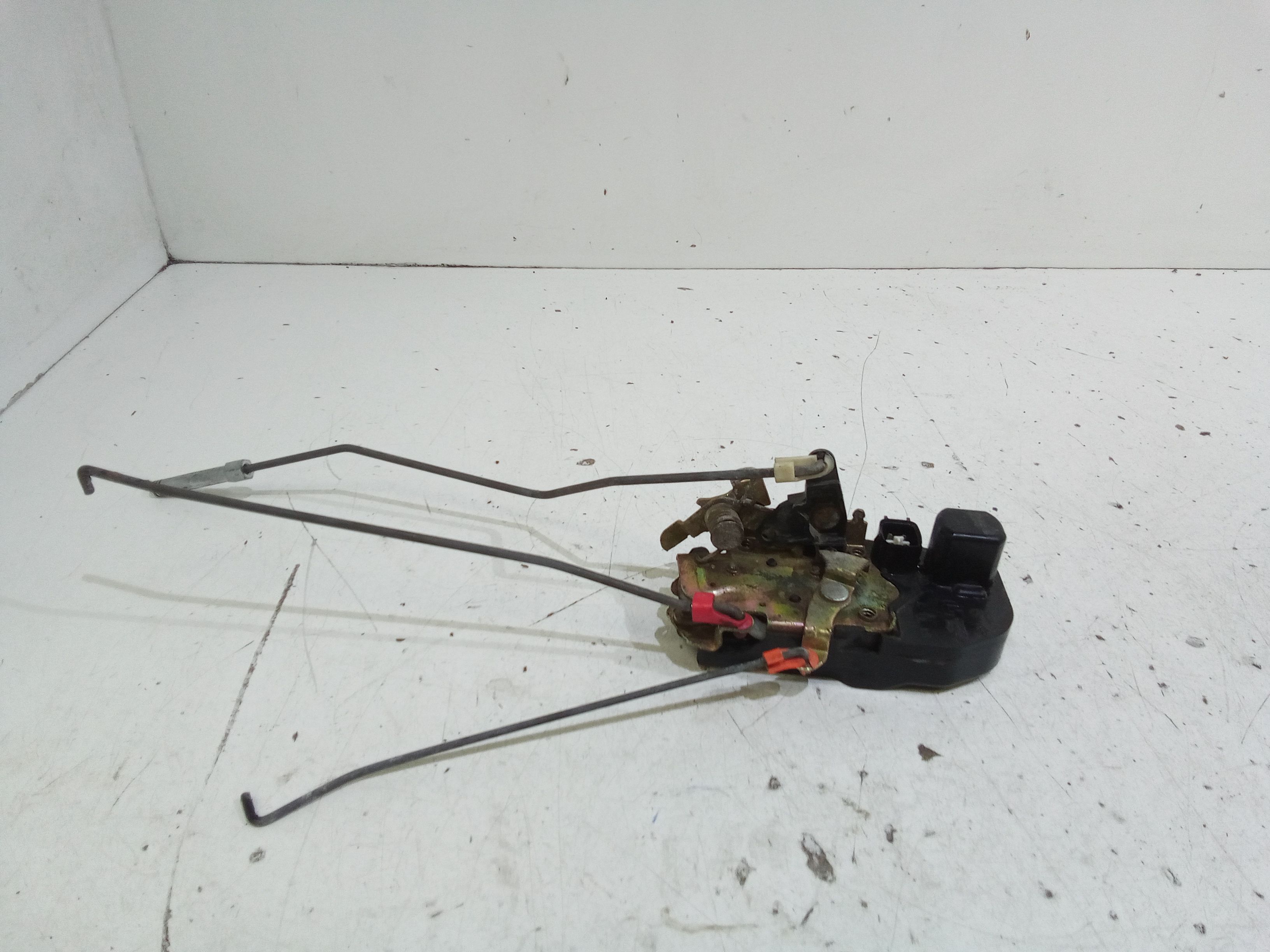 Serratura Porta Ant. Sinistro K04575895AB Usato