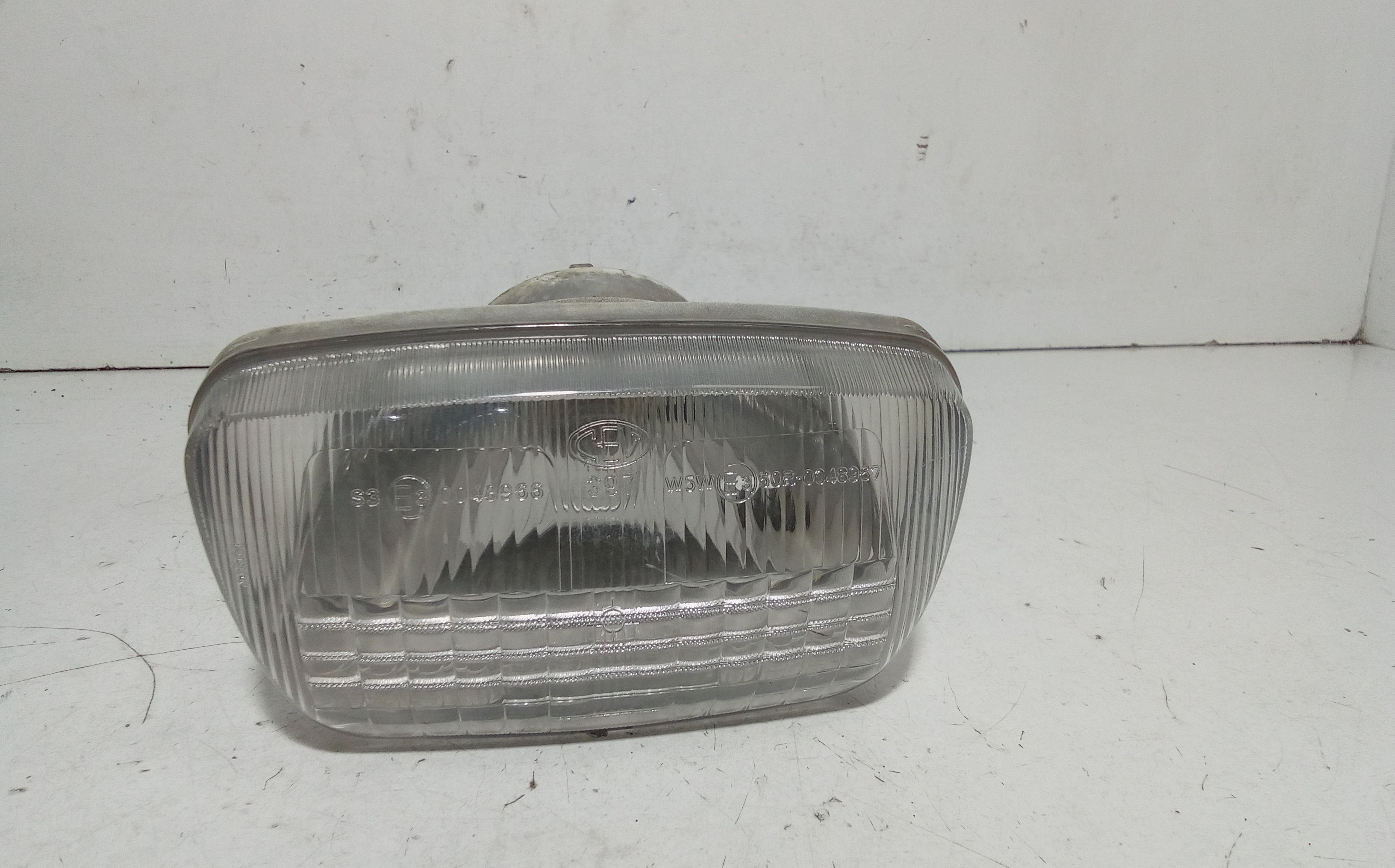 Faro Anteriore Usato